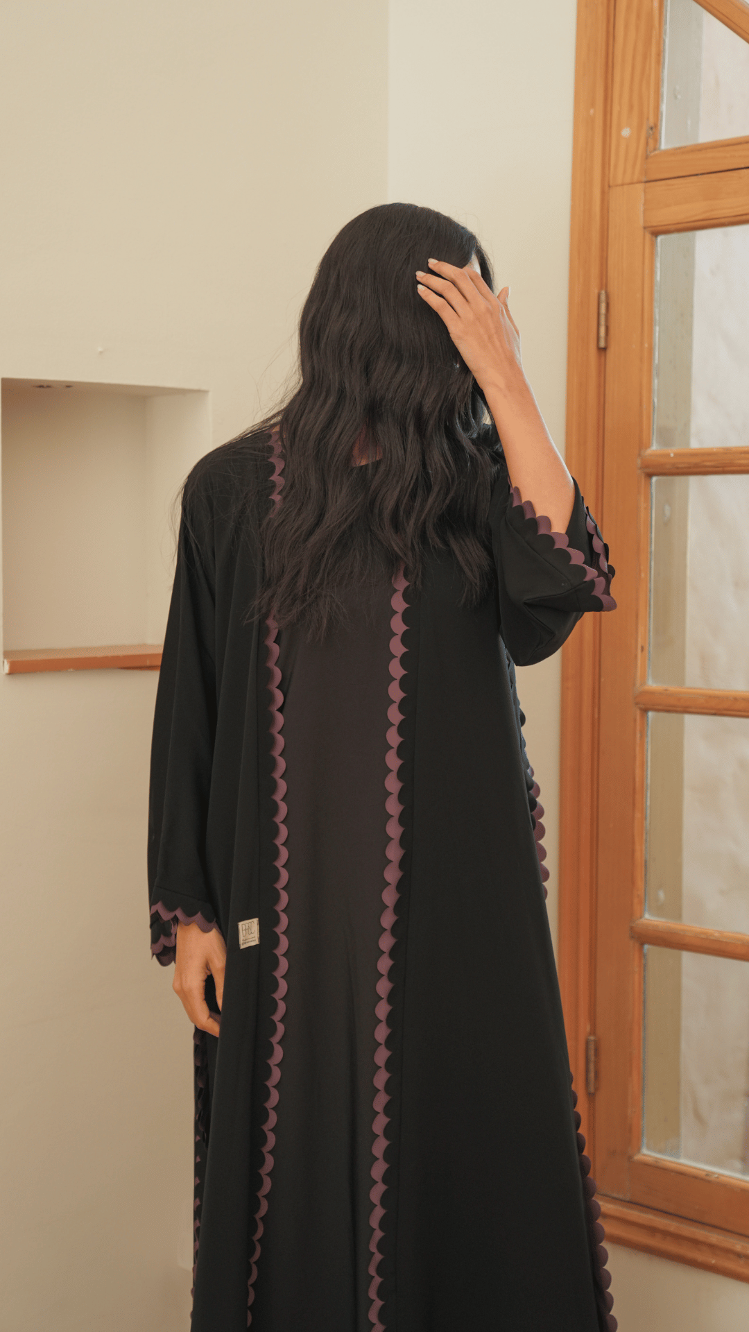 Basic Circles (Black & Purple Abaya) - BasicAbaya