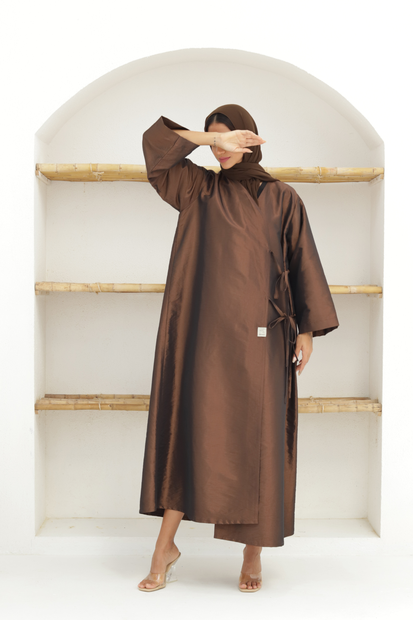 Basic Tie (Brown Abaya) - BasicAbaya