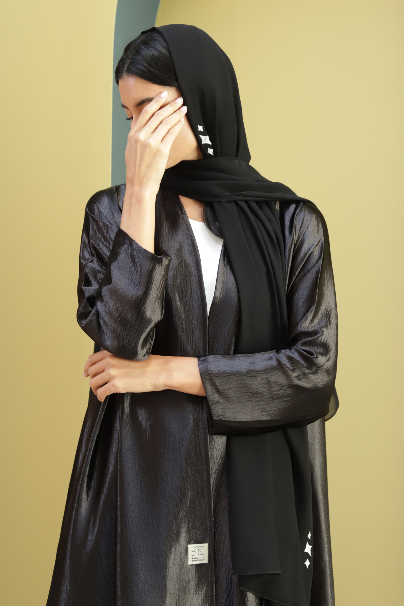 Basic Stars (Black Abaya) - BasicAbaya