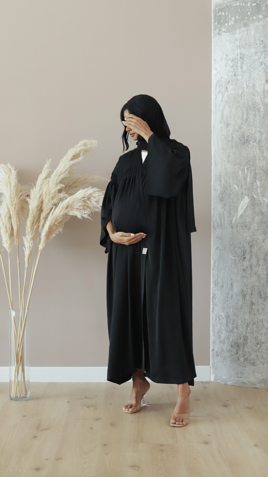 Basic Pregnant pleats (Black Abaya) - BasicAbaya