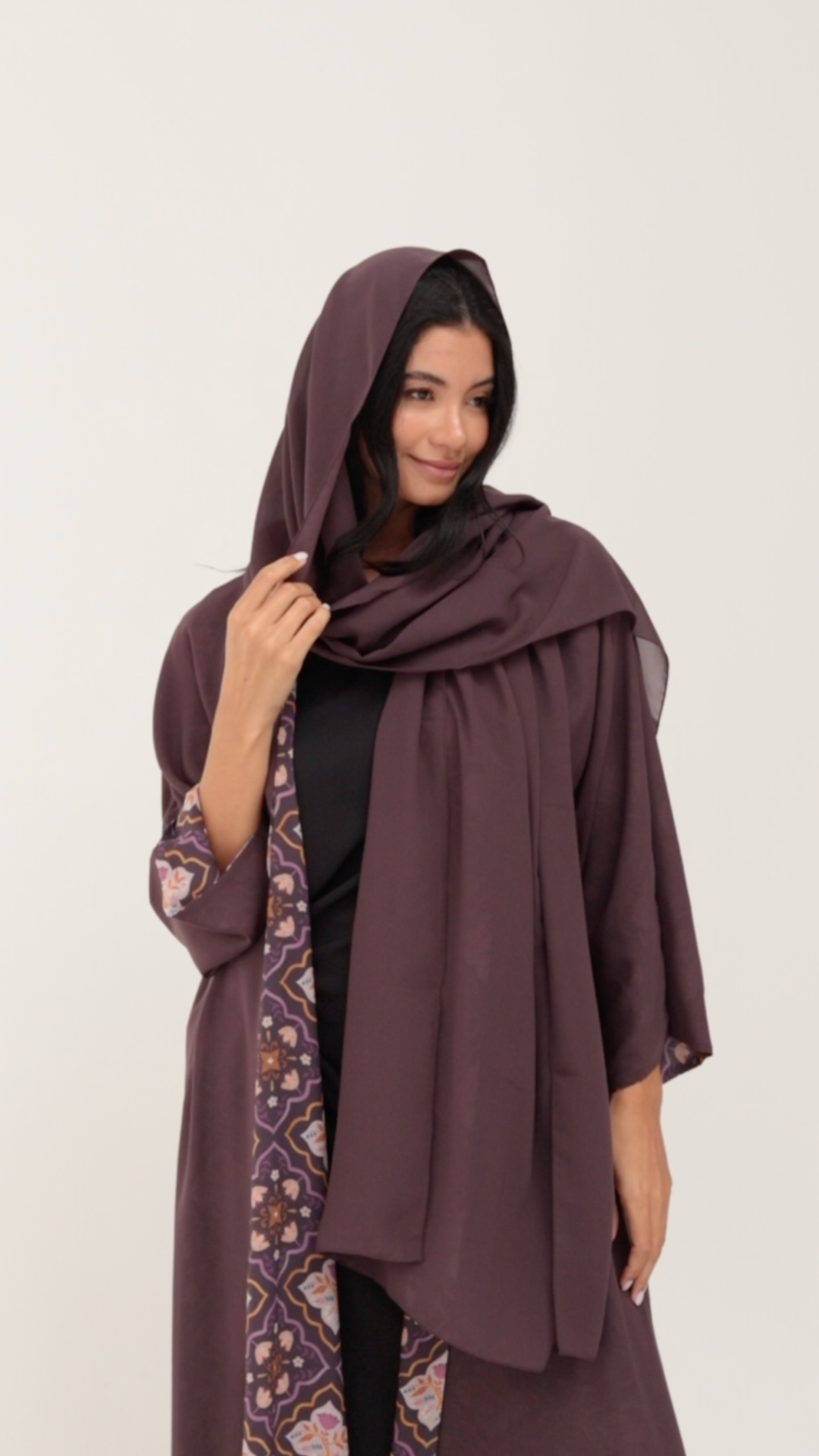 Basic Arabic Prints Reversible ( Purple Abaya)