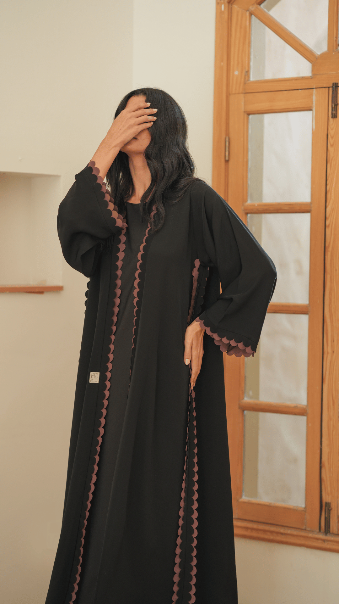 Basic Circles (Black & Brown Abaya) - BasicAbaya