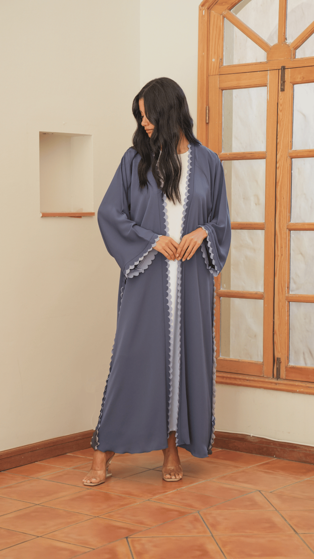 Basic Circles (Grey Abaya) - BasicAbaya