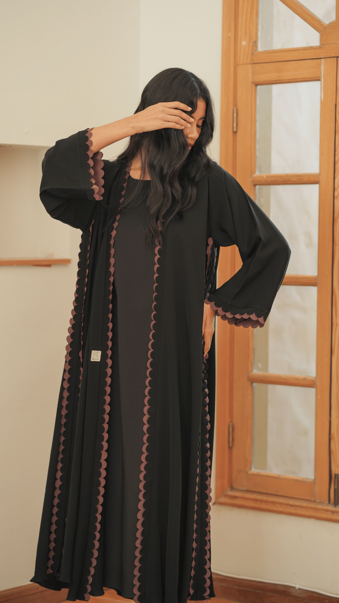 Basic Circles (Black & Brown Abaya) - BasicAbaya