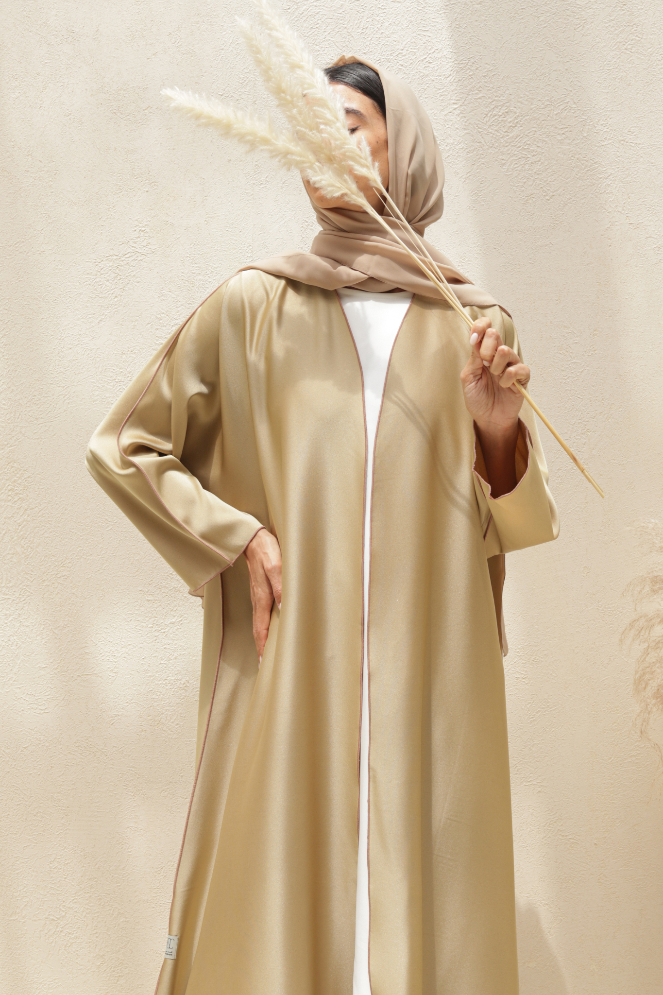 Basic Reversible (Gold Abaya) - BasicAbaya