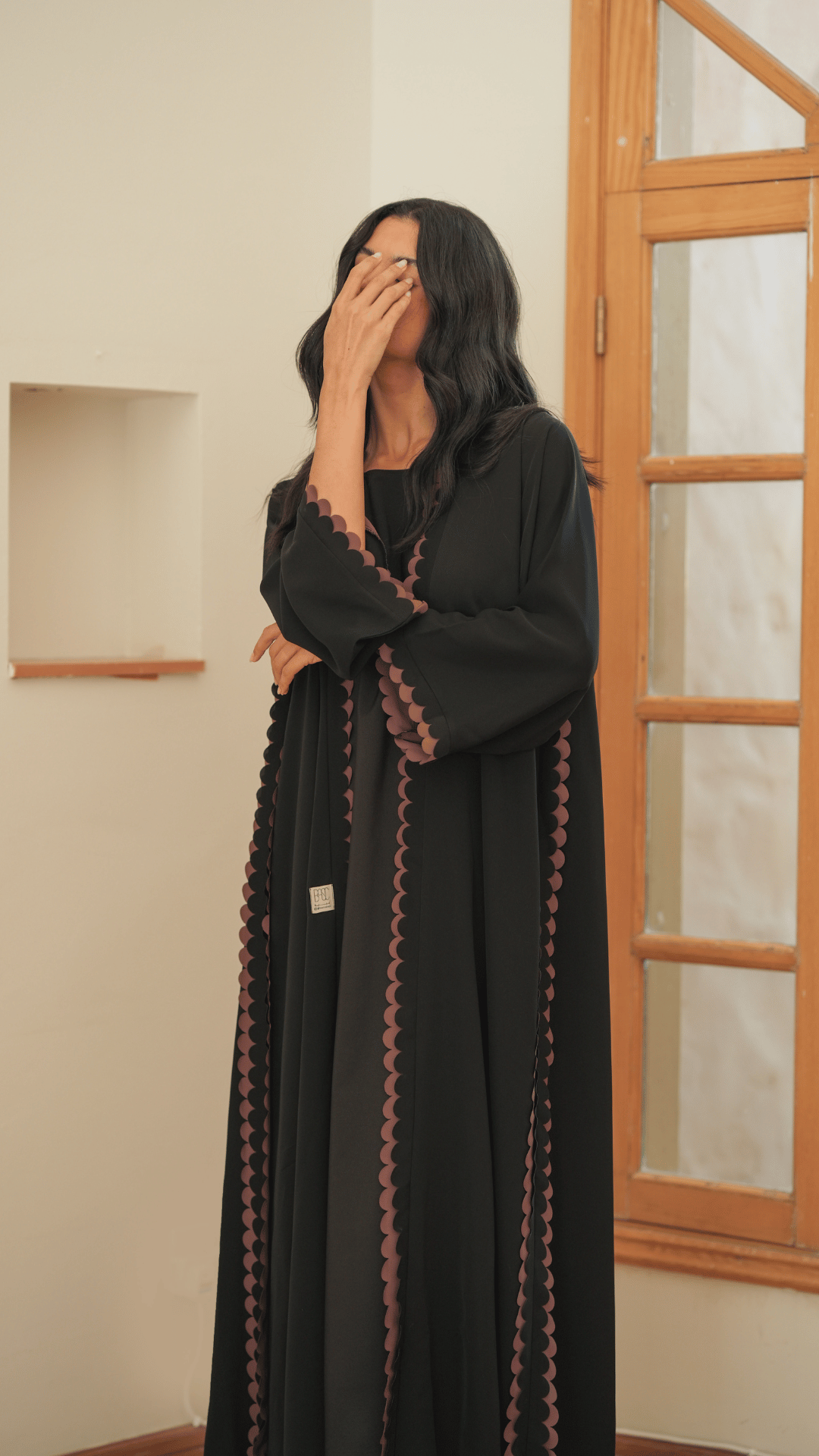 Basic Circles (Black & Brown Abaya) - BasicAbaya