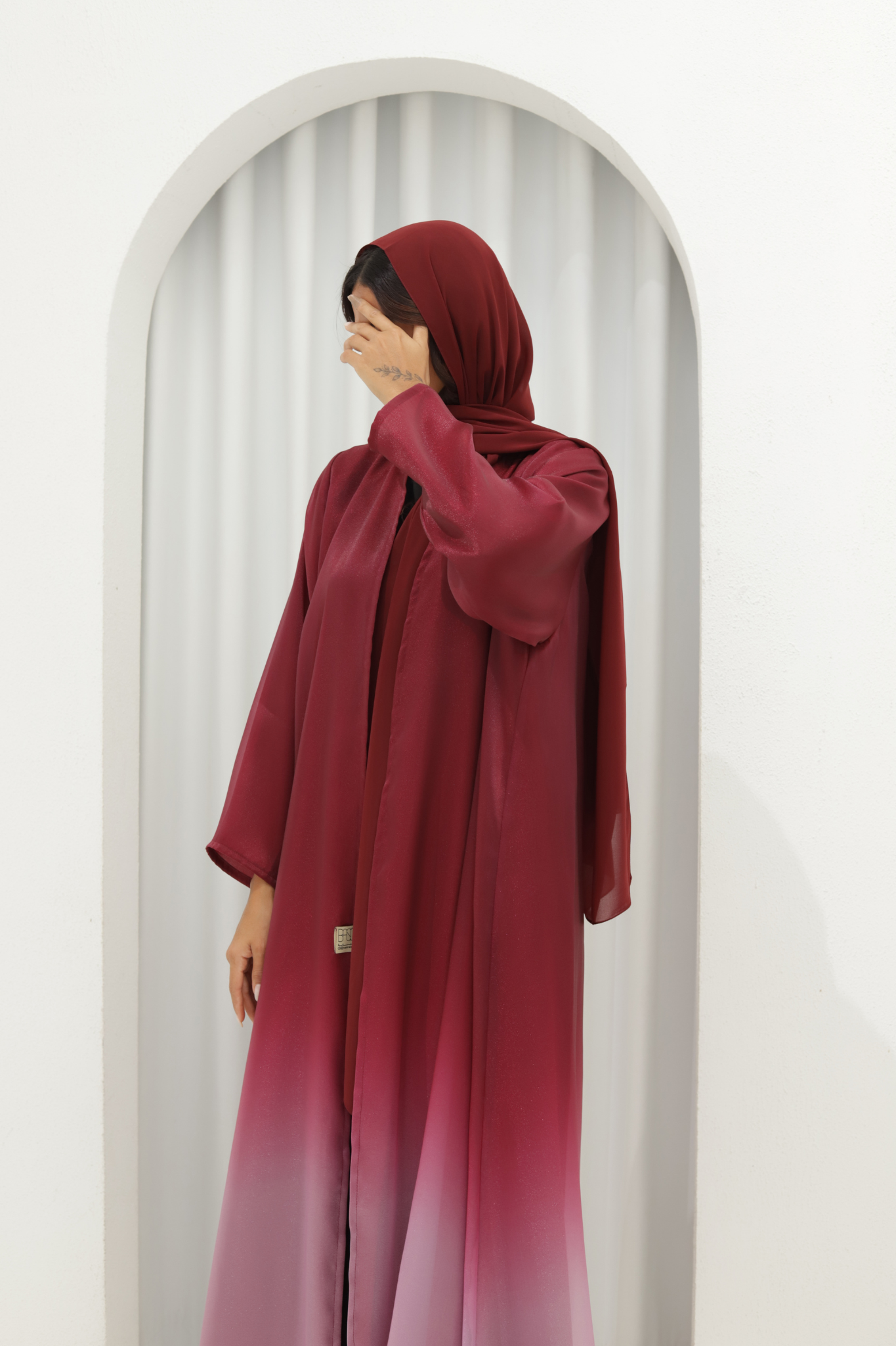 Basic Ombré (Maroon Abaya)