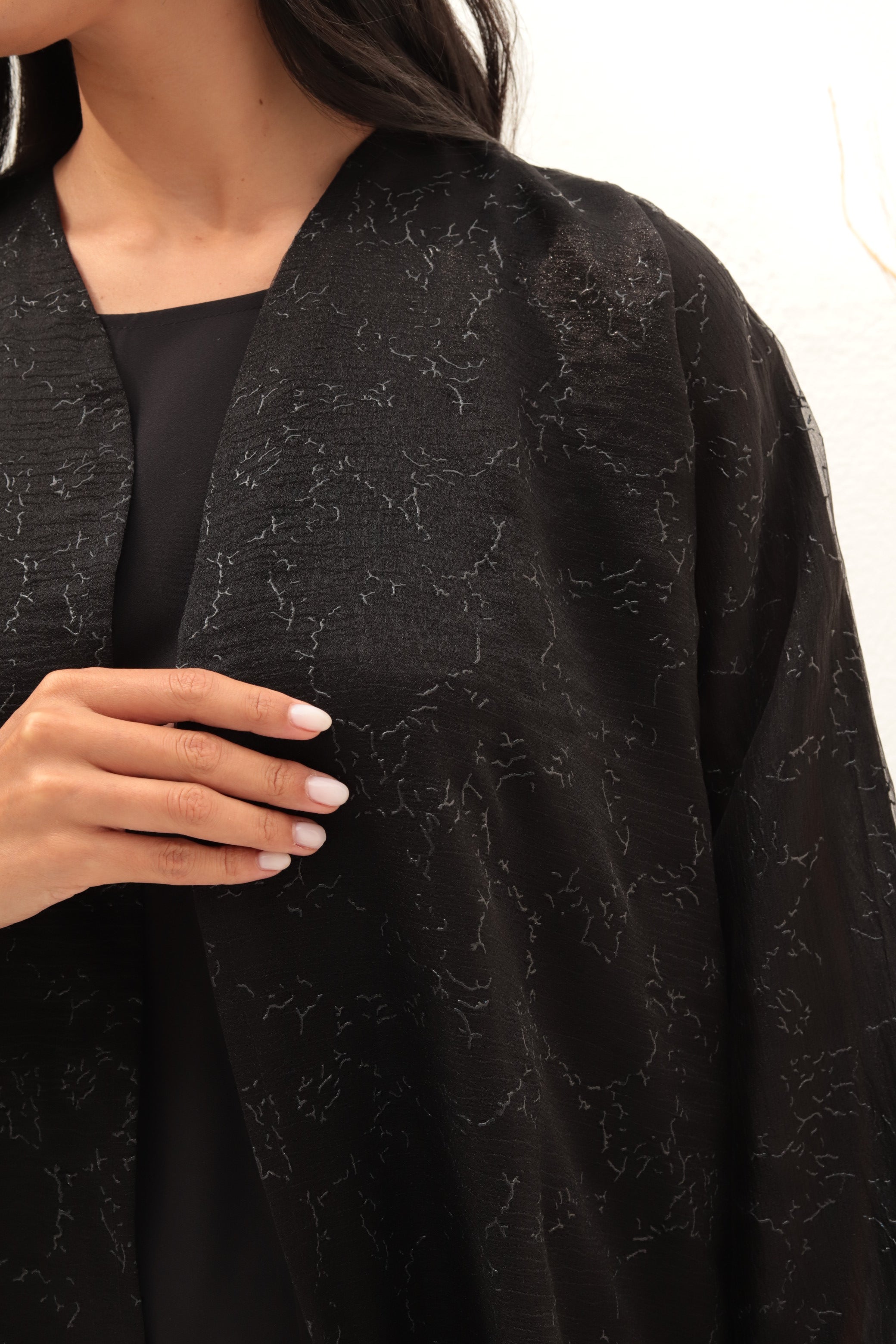 Basic Shiny Touch ( Black Abaya)