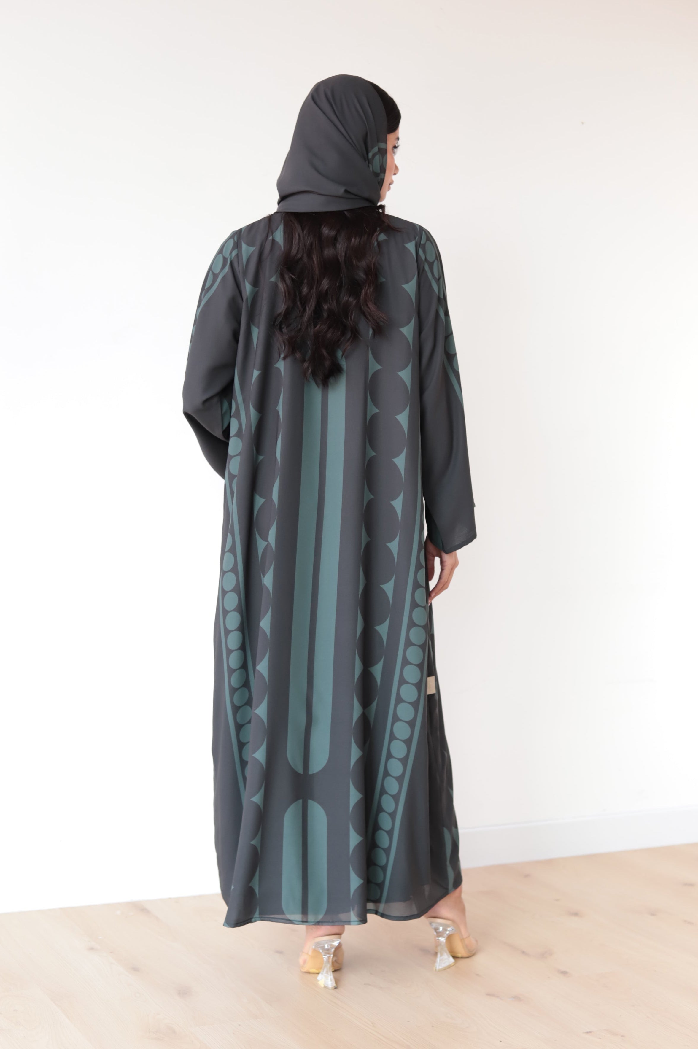 Basic Shapes (Green Abaya)