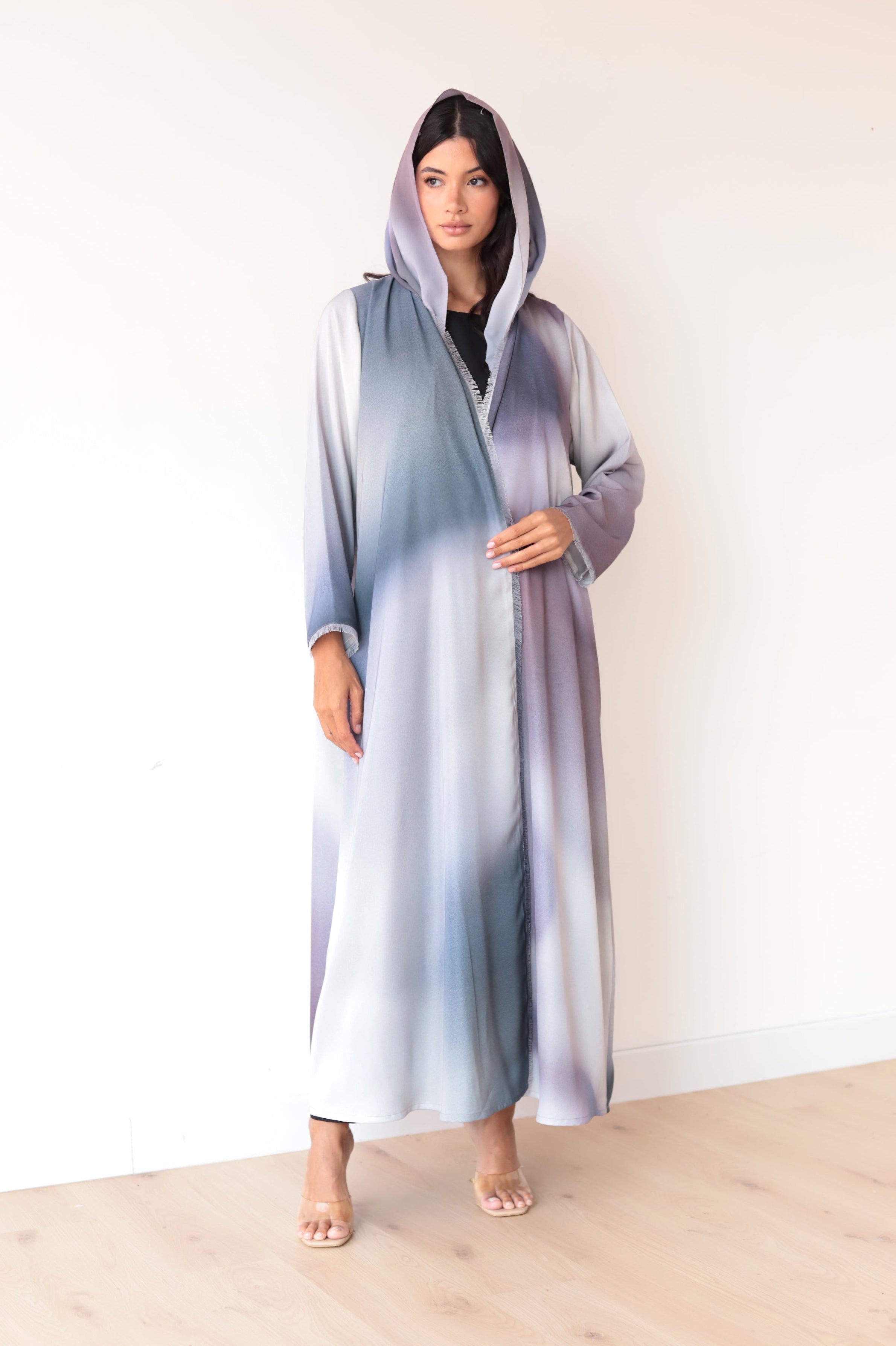 Basic Aurora (White Abaya)