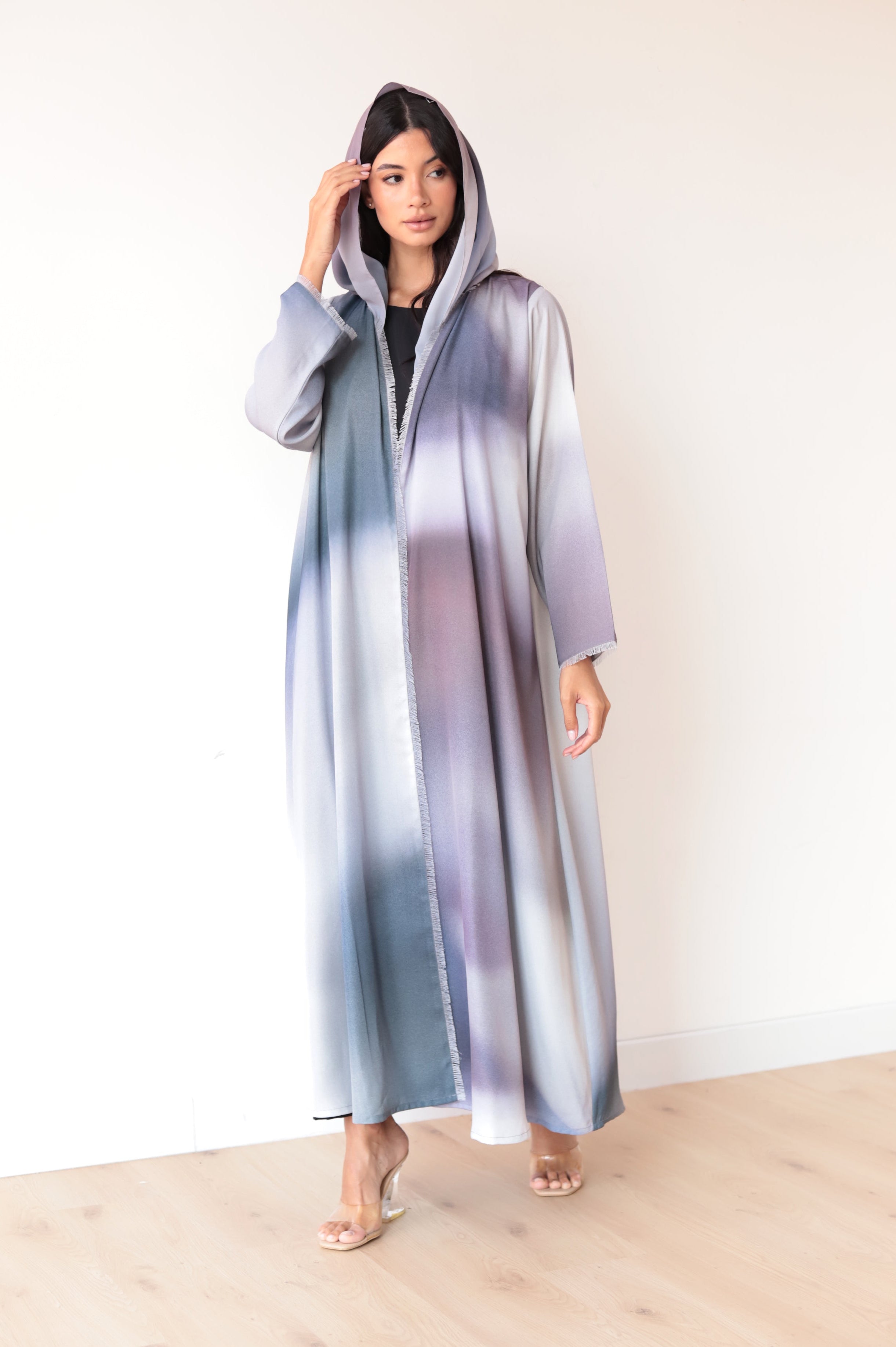 Basic Aurora (White Abaya)