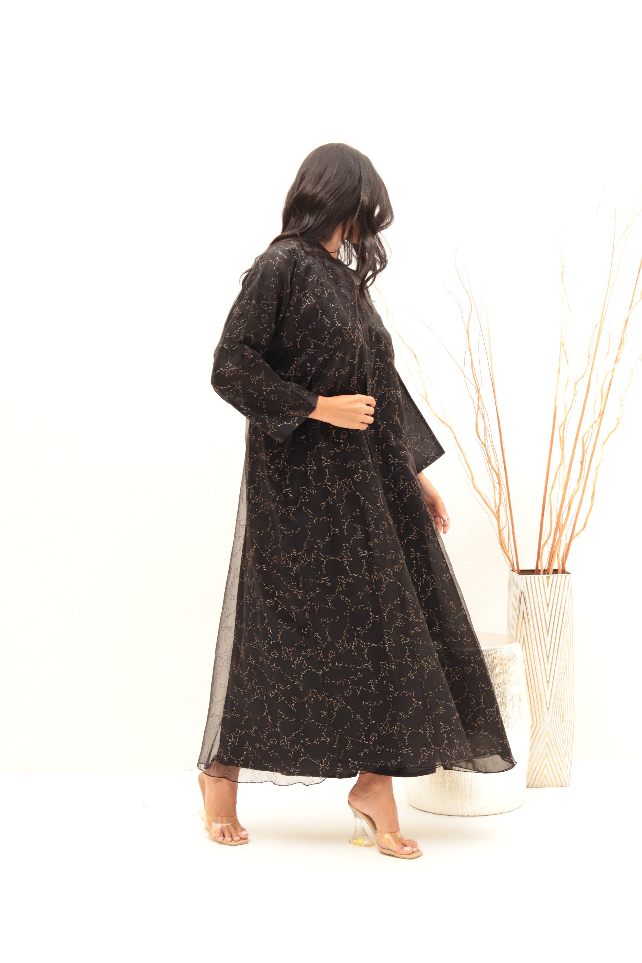 Basic Shiny Touch (Gold Abaya)