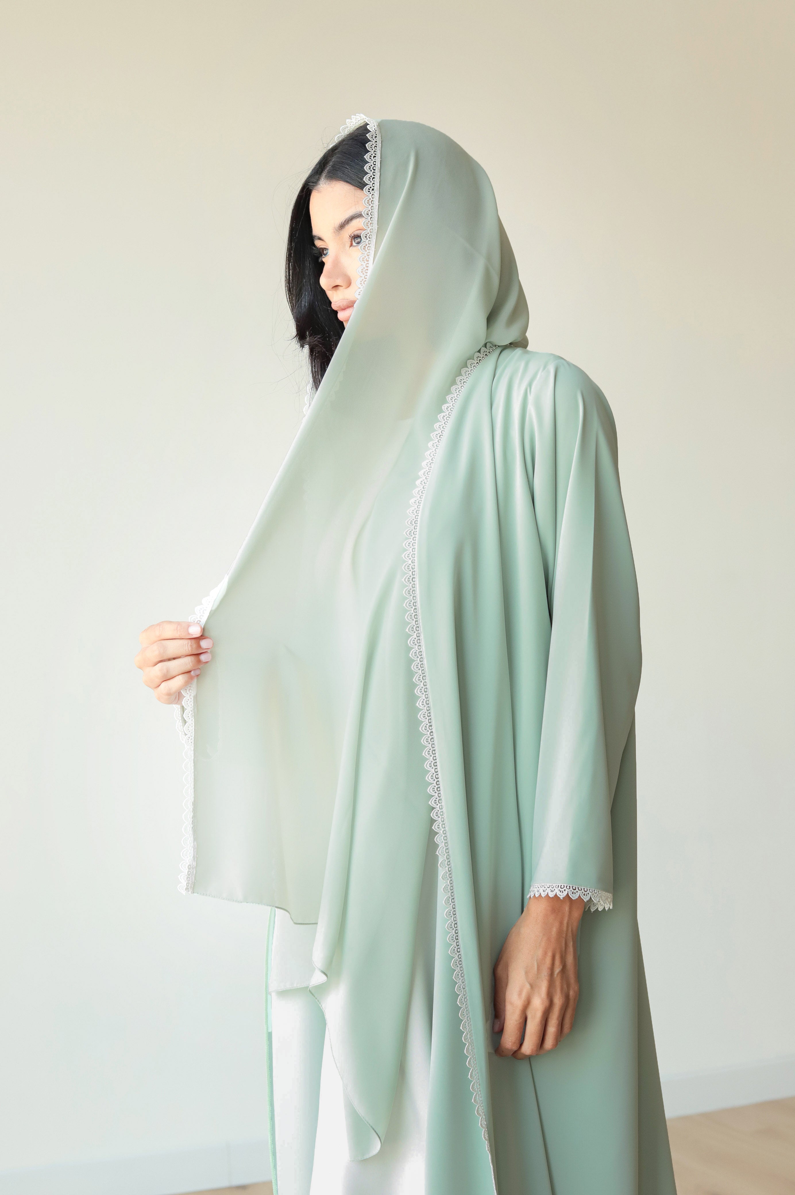 Basic Flowy Lace (Green Abaya) - BasicAbaya