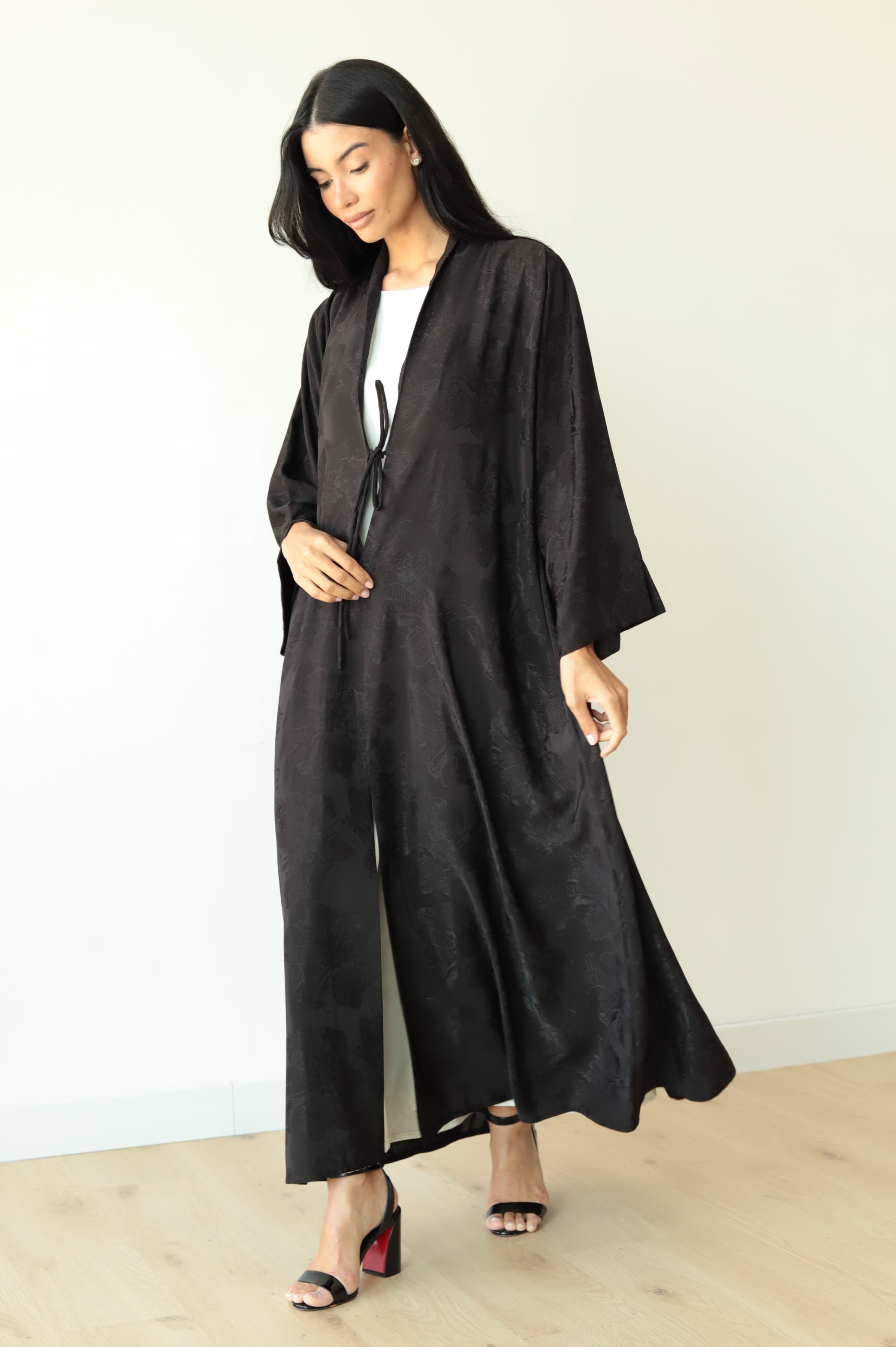 Basic Knots ( Brown Abaya) - BasicAbaya