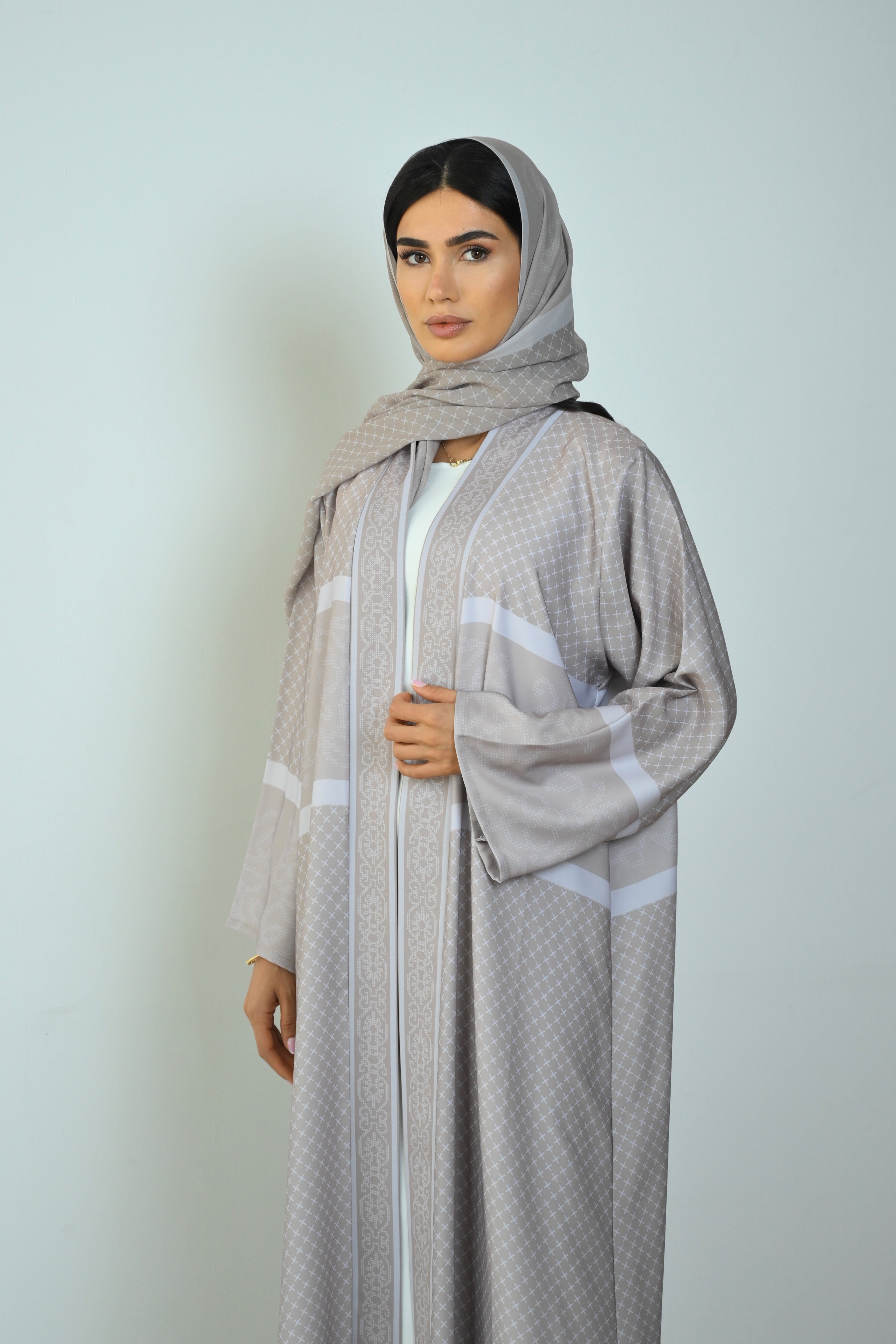 Basic Printed Pixel (Beige Abaya) - BasicAbaya
