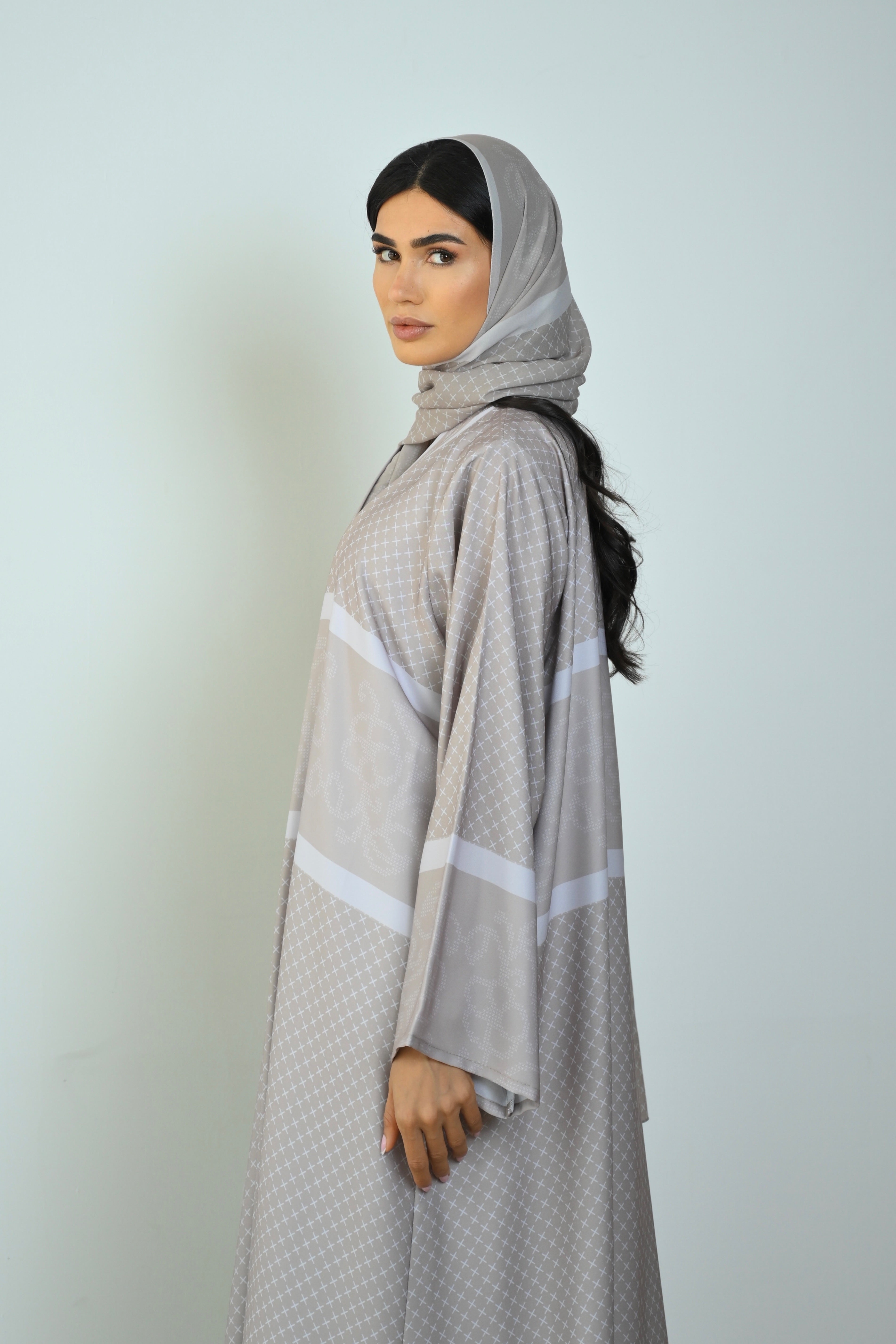 Basic Printed Pixel (Beige Abaya) - BasicAbaya