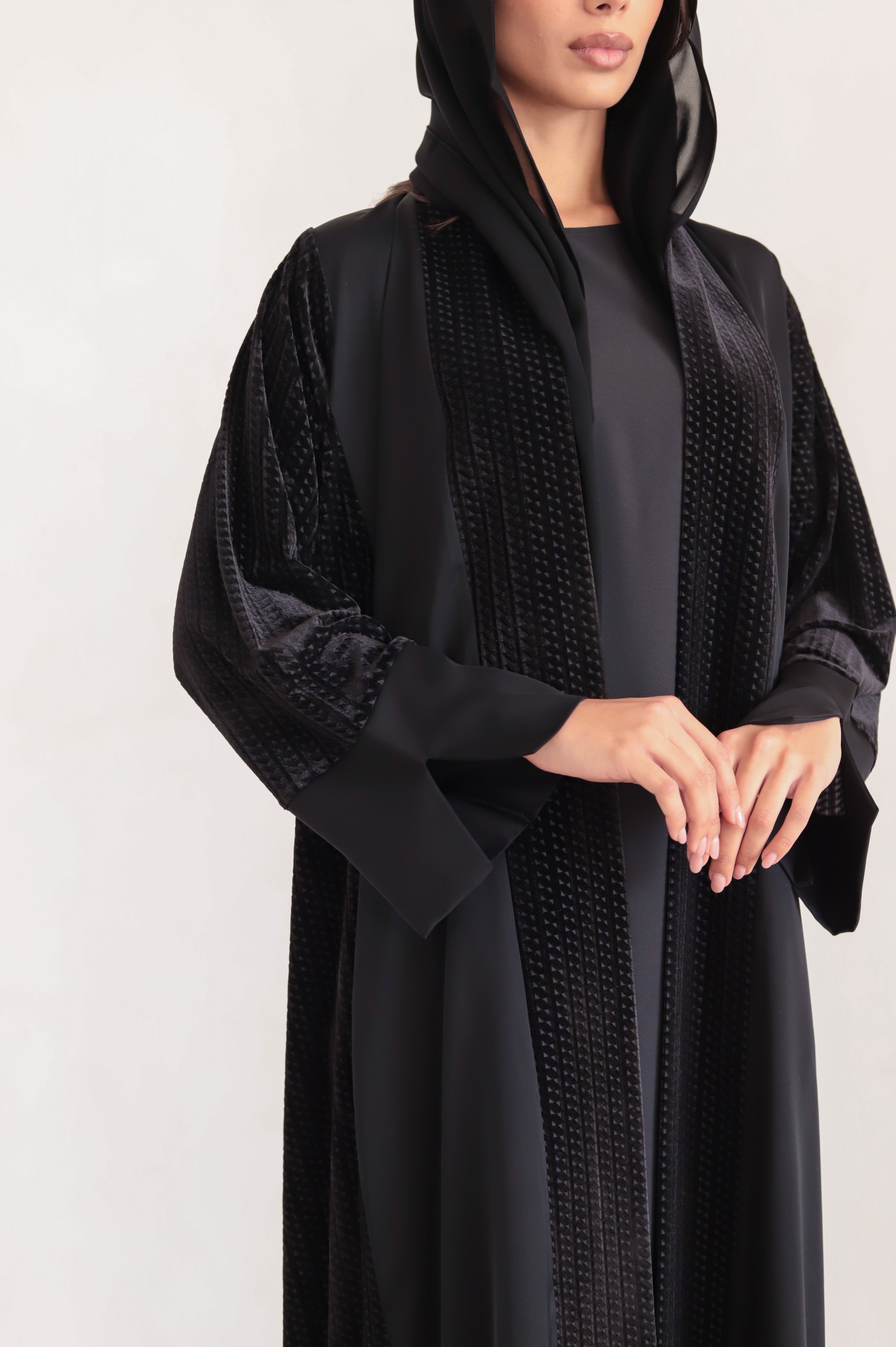 Basic Velvet Nada (Black Abaya)