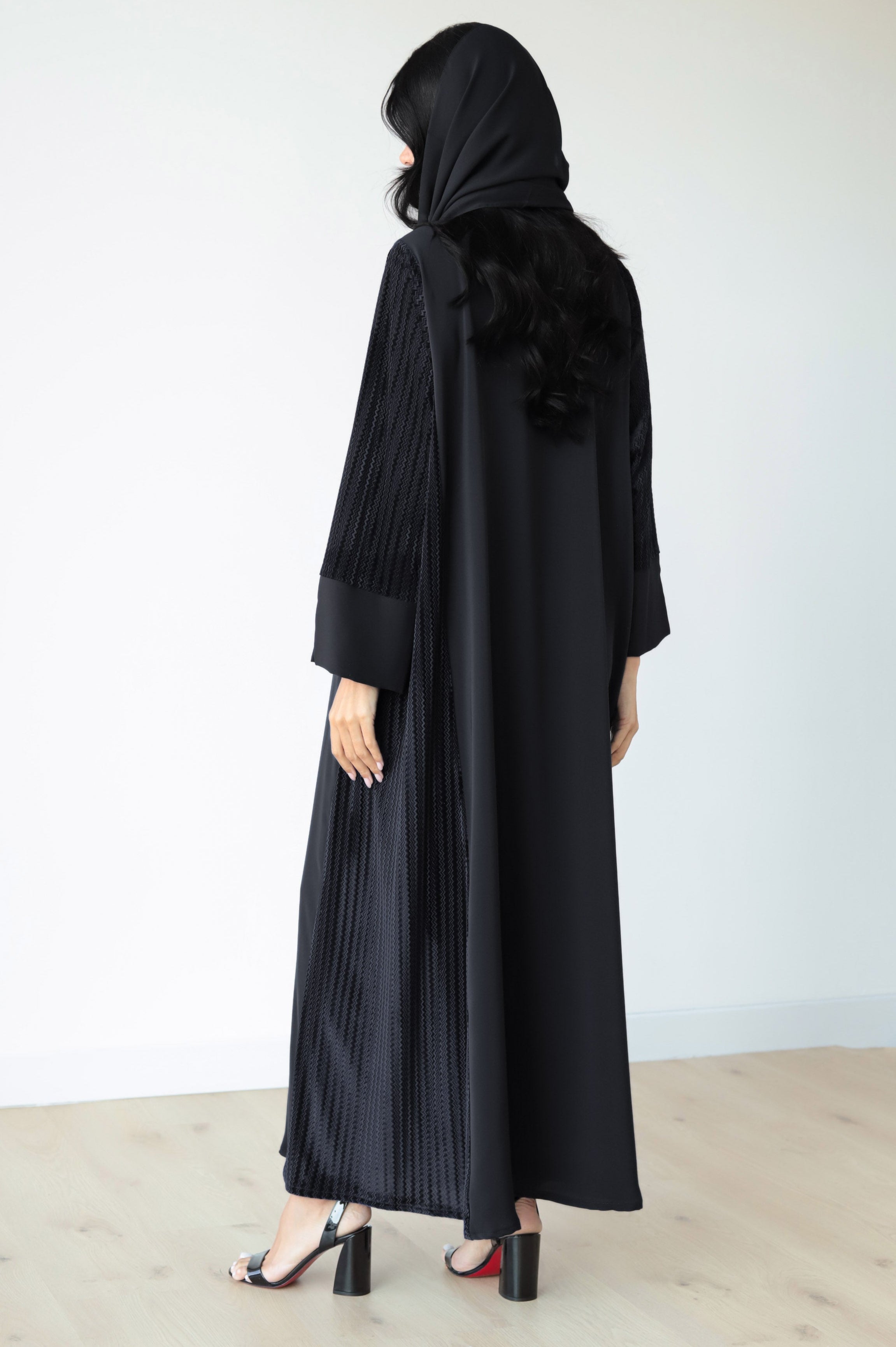Basic Velvet Nada New (Black Abaya)