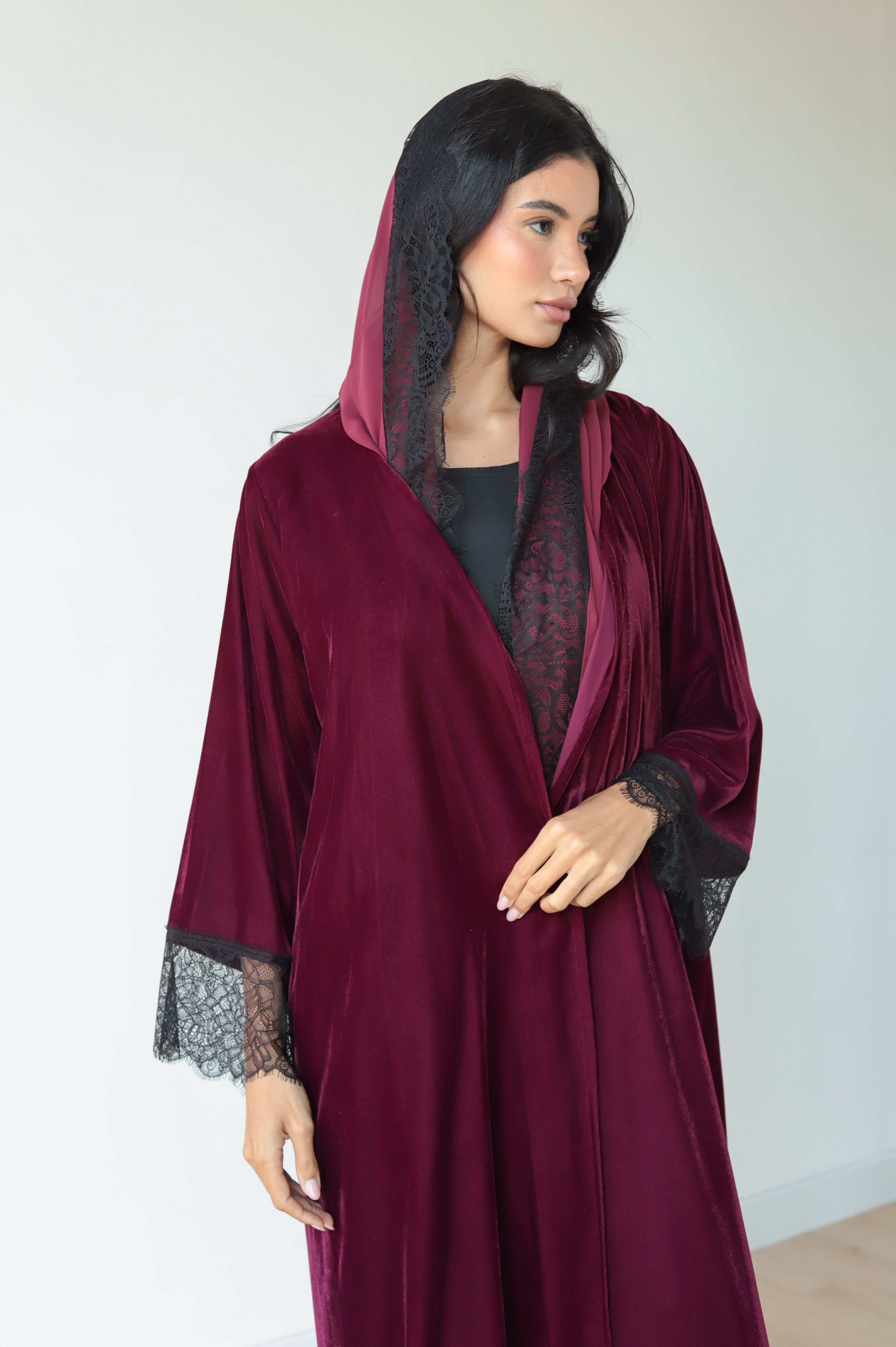 Basic Velvet Lace (Maroon Abaya)