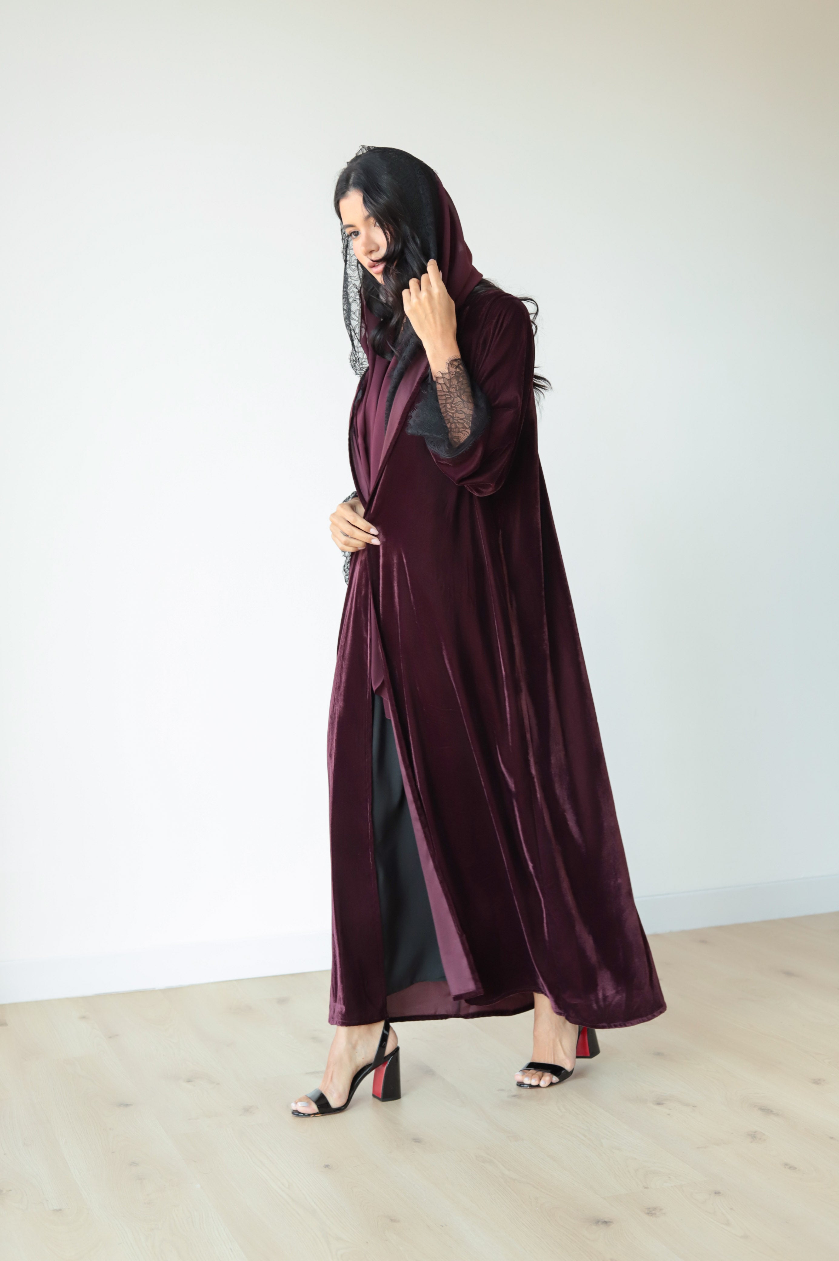 Basic Velvet Lace (Wine Abaya)
