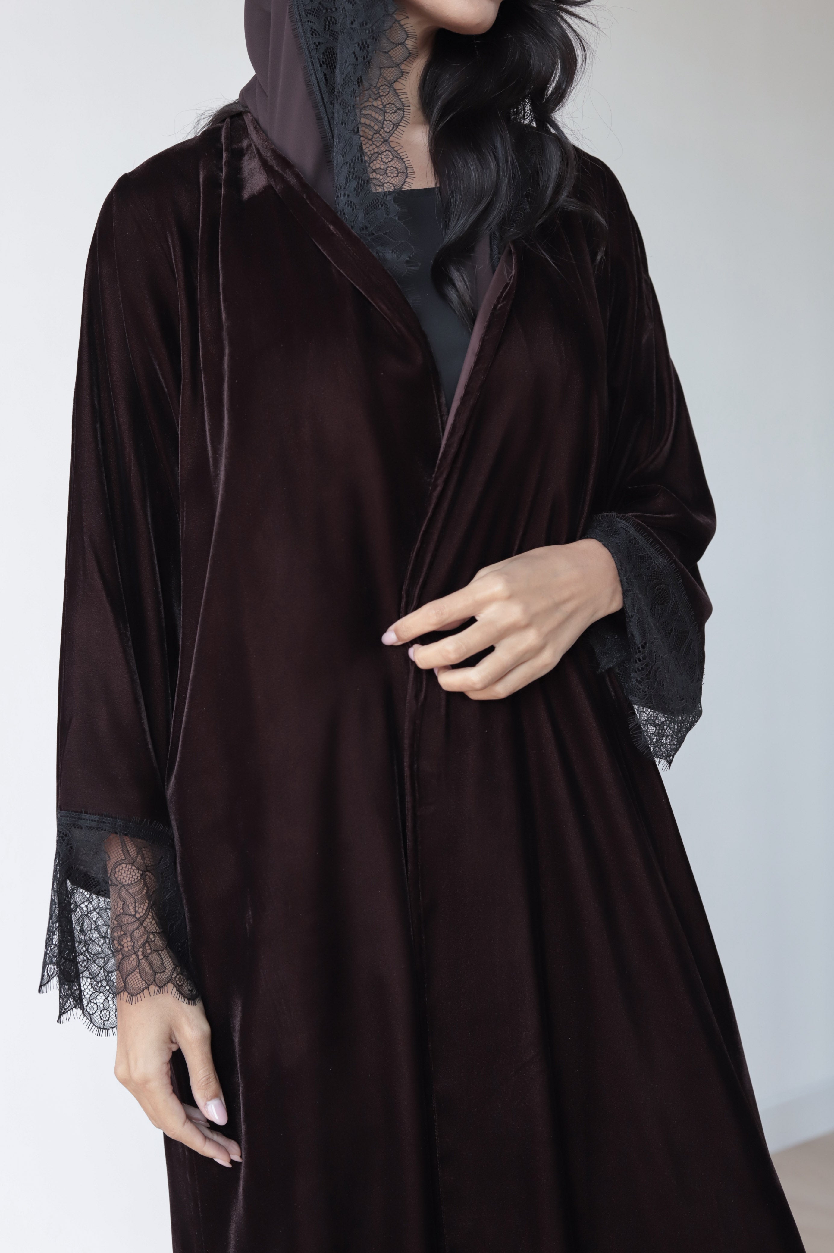 Basic Velvet Lace (Brown Abaya)