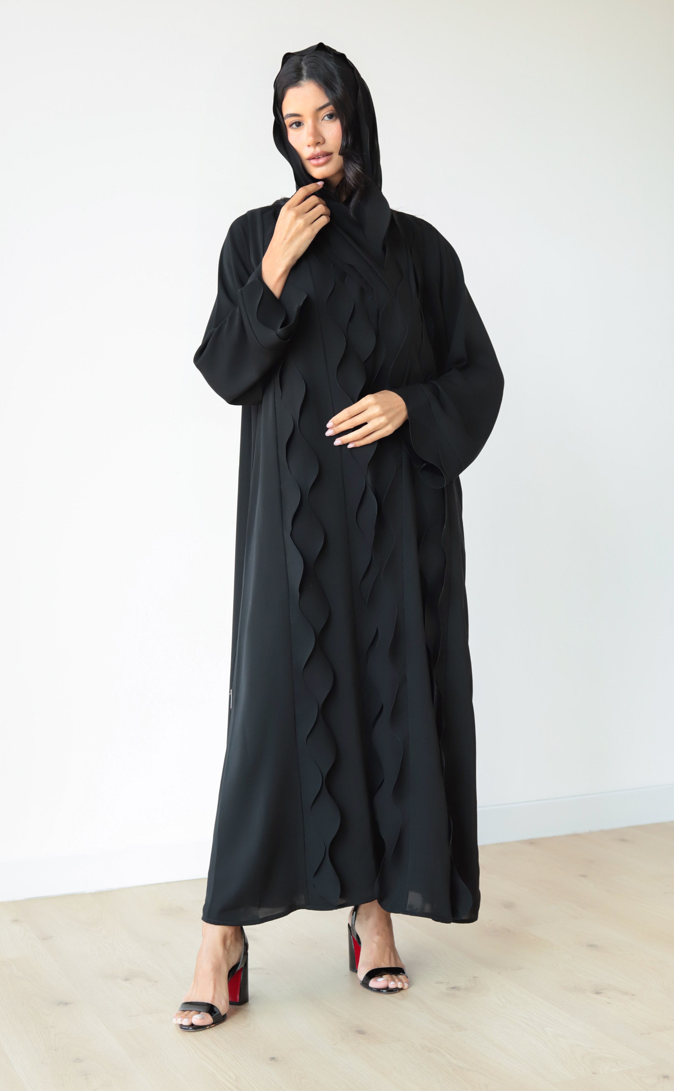 Basic Waves (Black Abaya) - BasicAbaya