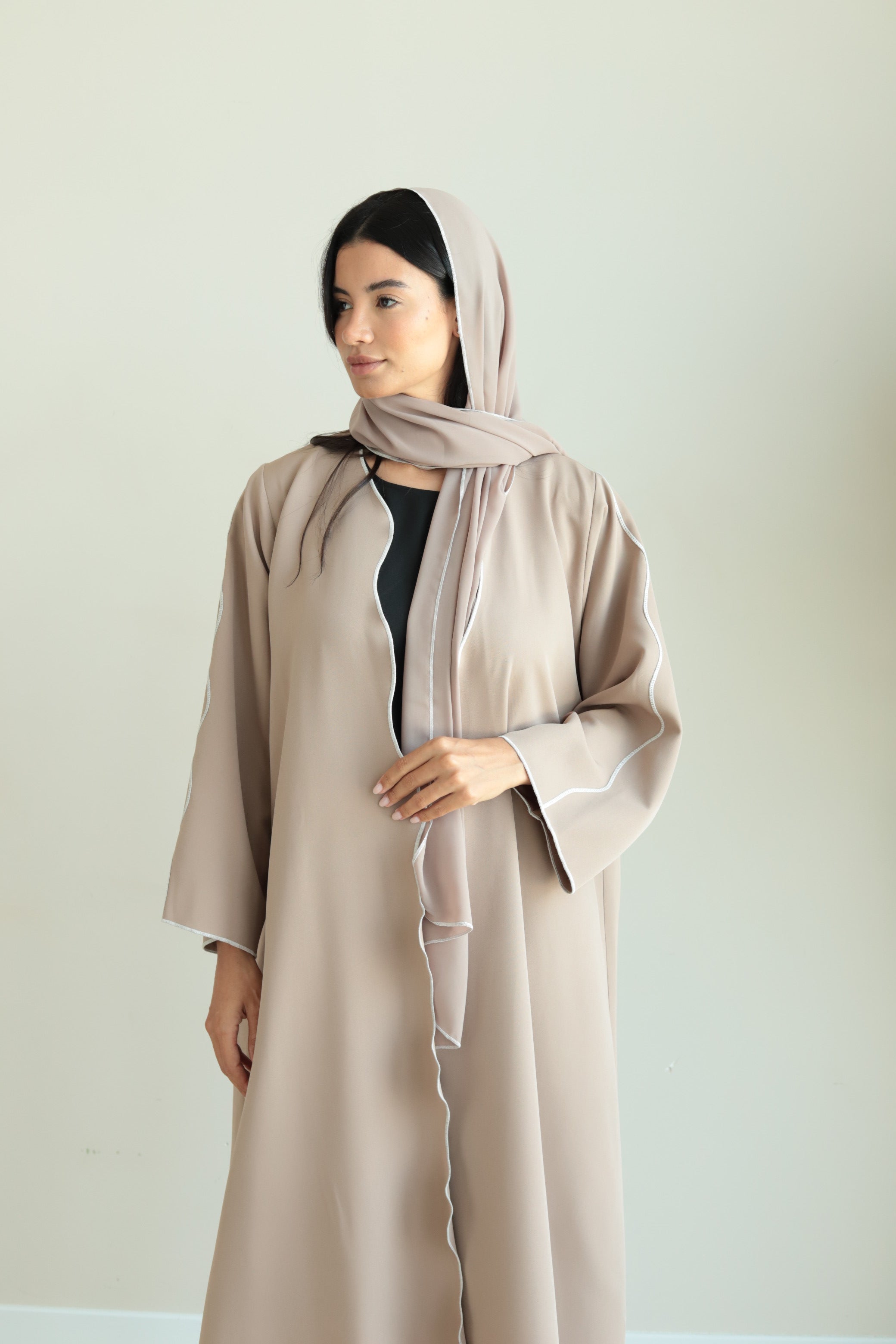 Basic Waves (Beige Abaya )