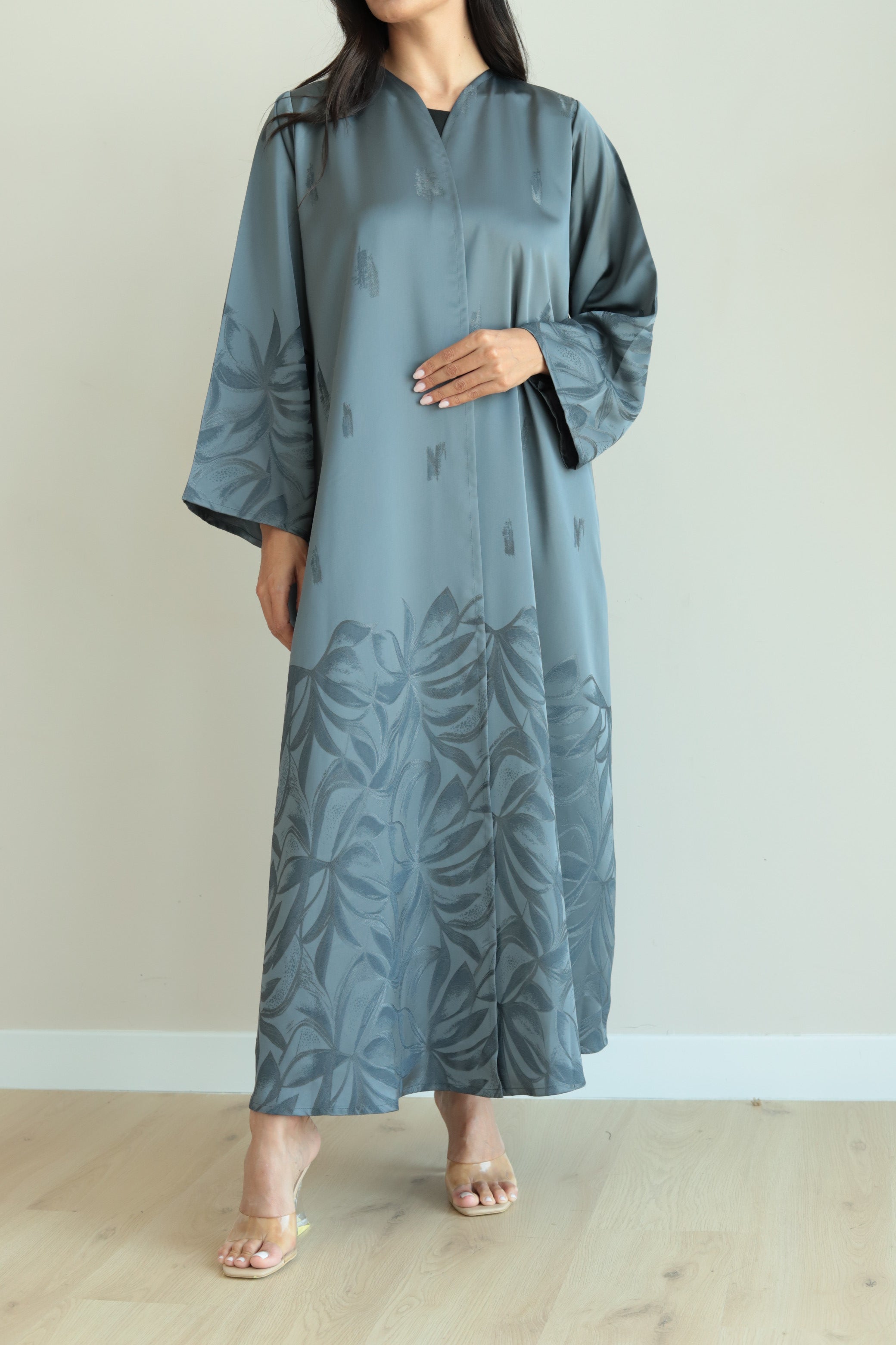 Basic Silky Flower (Grey Abaya )