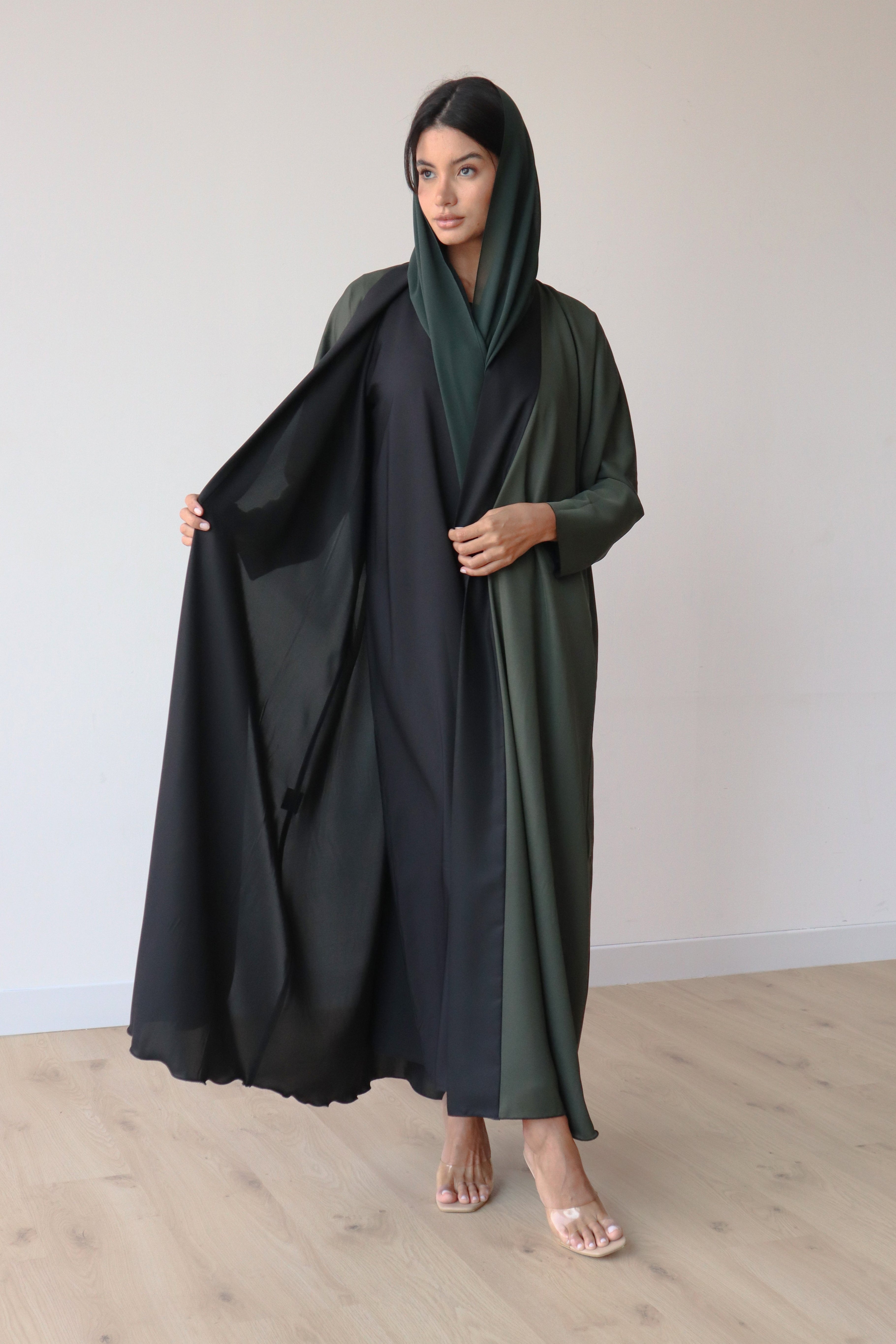 Basic Reversible half bisht (Green Abaya)