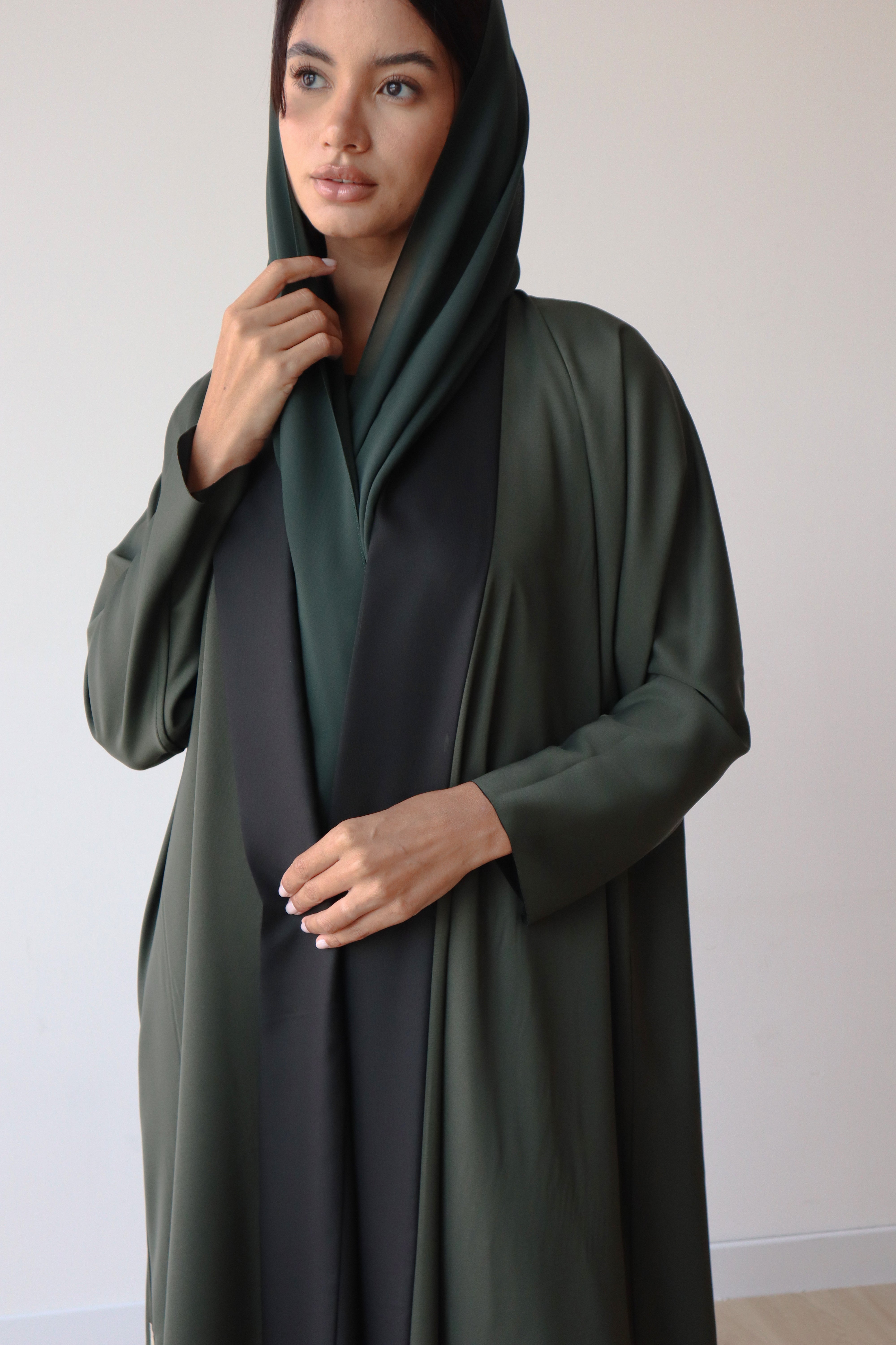 Basic Reversible half bisht (Green Abaya)