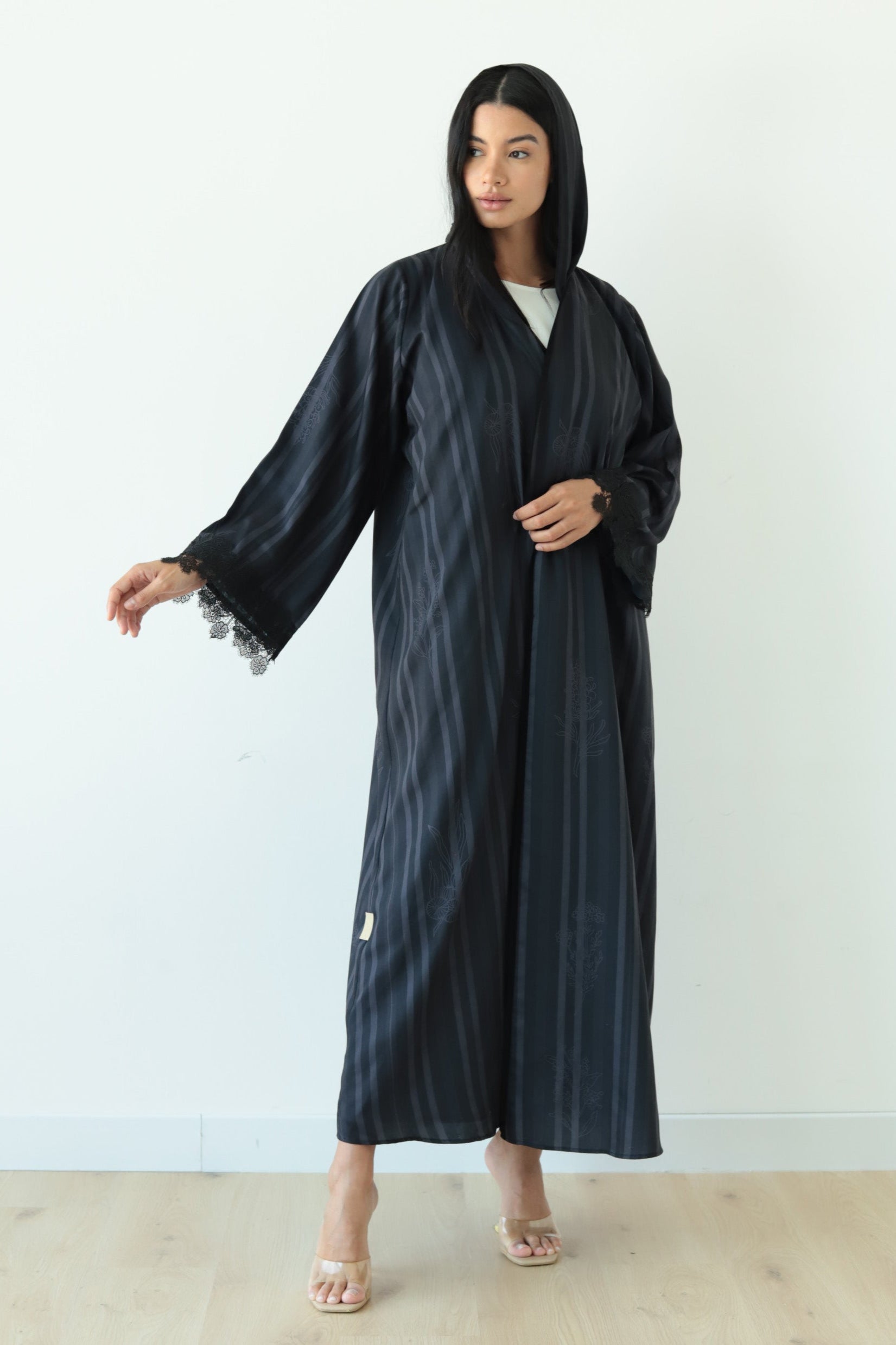 Basic Print Stripes (Black Abaya)