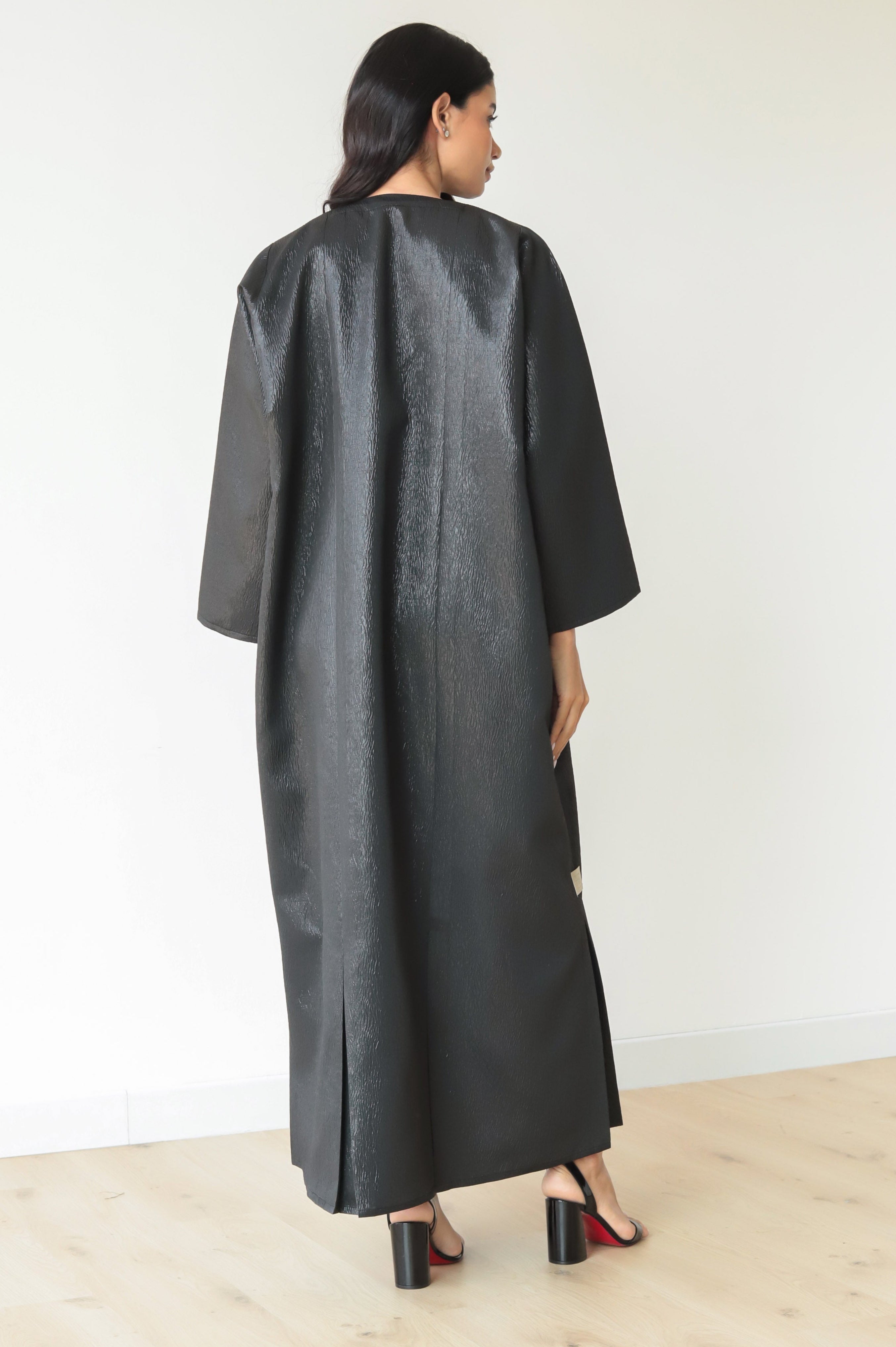 Basic Brocade (Black Abaya) - BasicAbaya