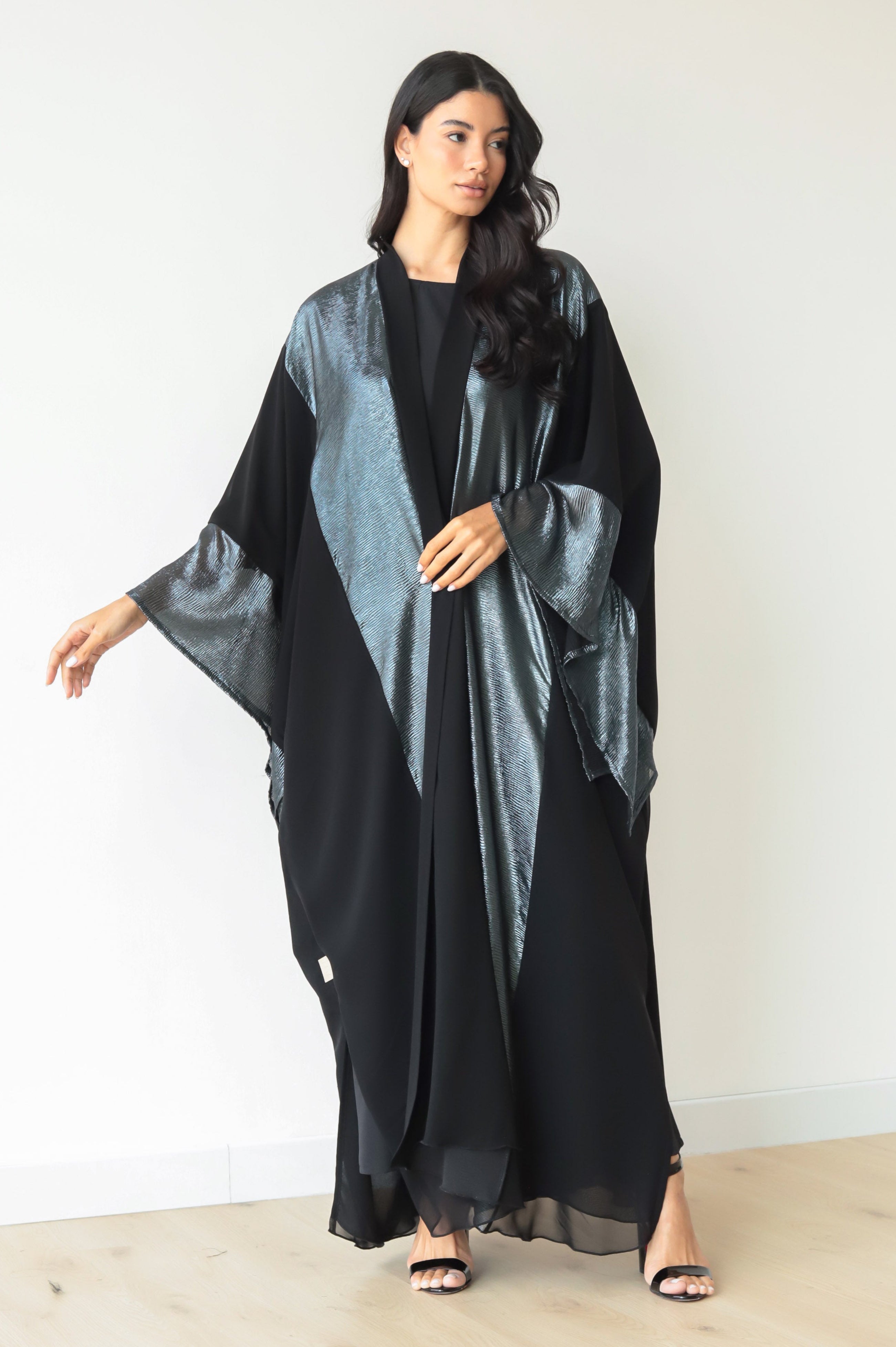 Basic Chiffon (Black & Blue Abaya)