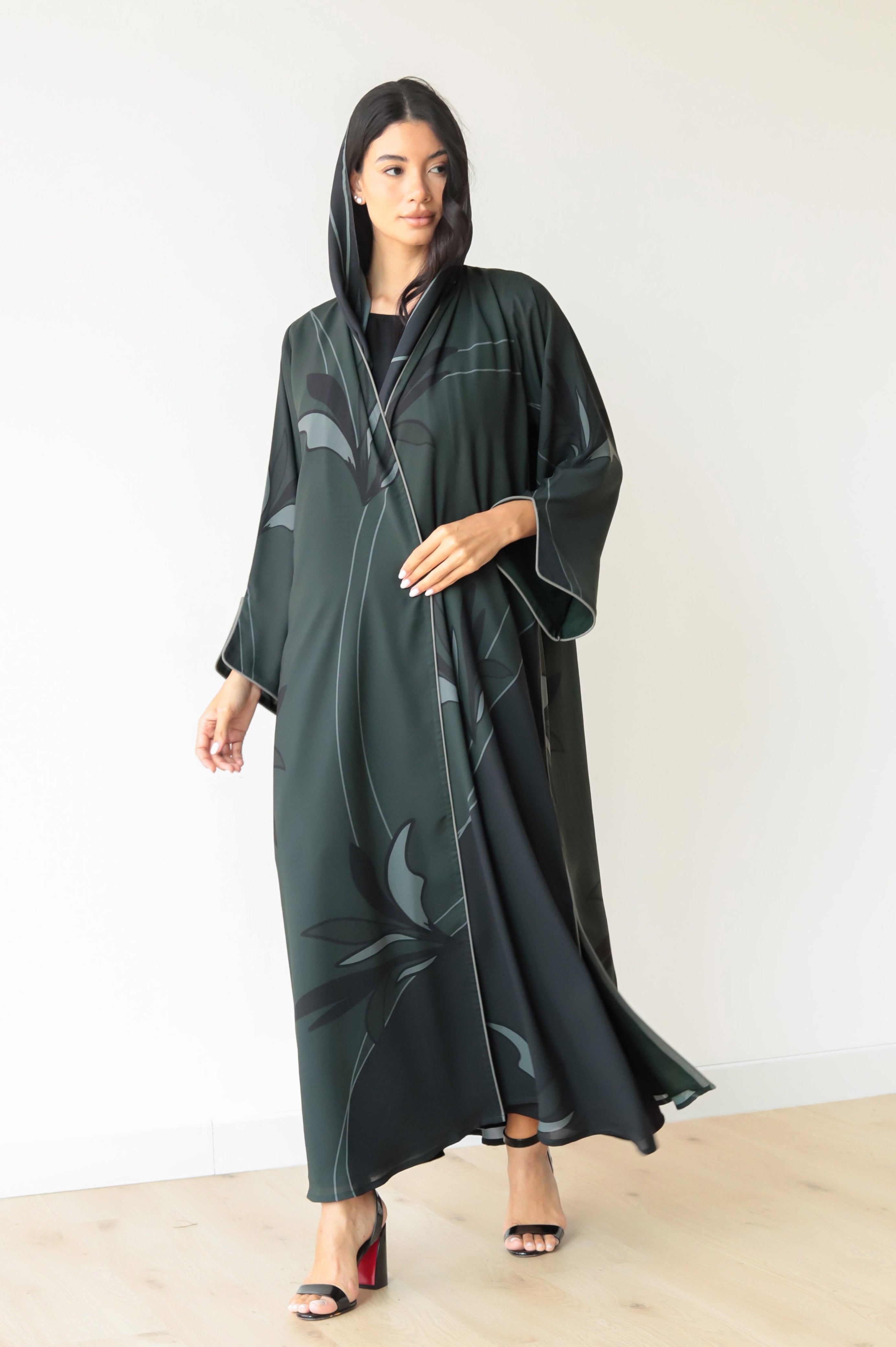 Basic Floral Piping ( Green Abaya) - BasicAbaya