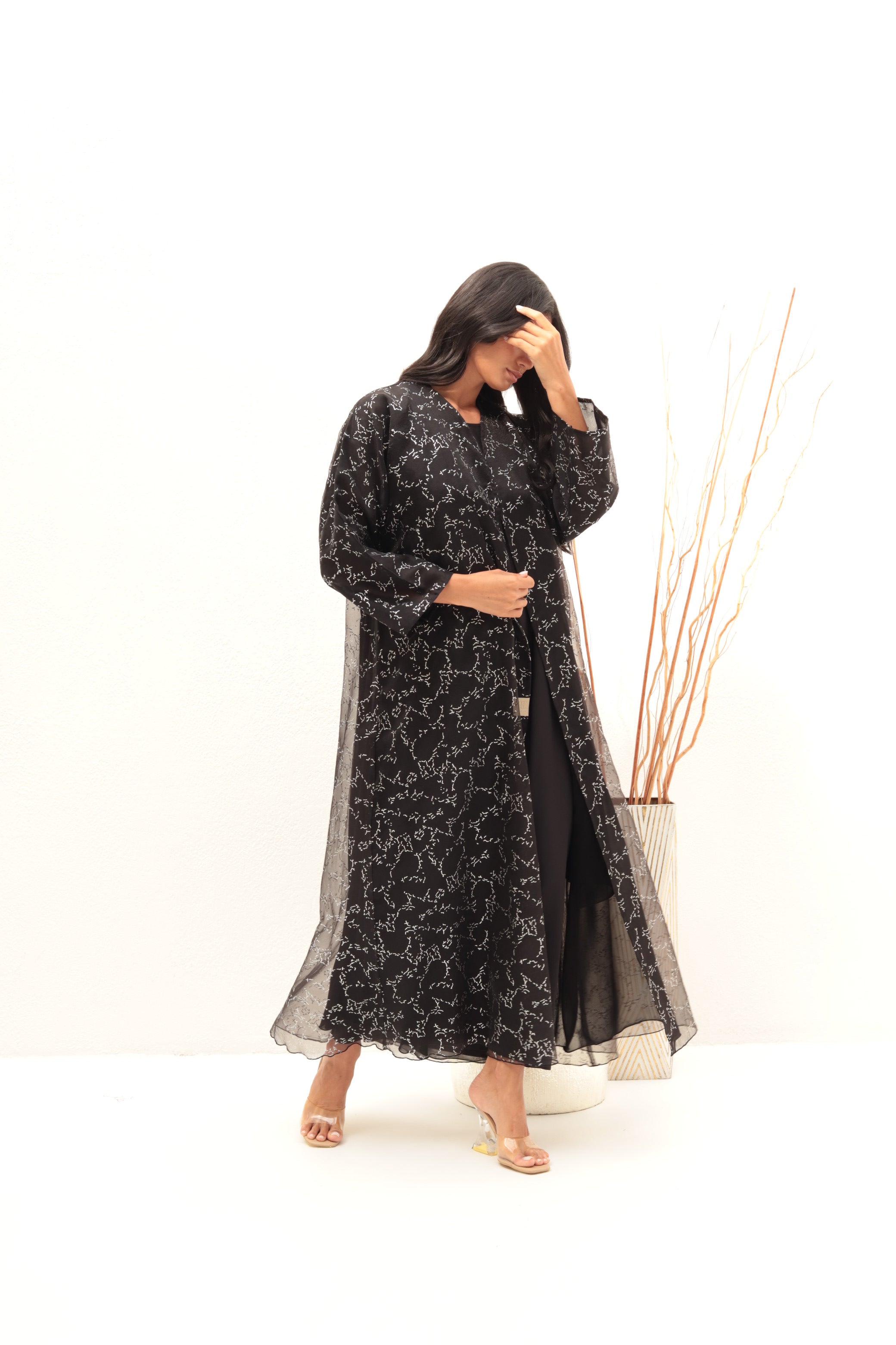 Basic Shiny Touch ( Silver Abaya)