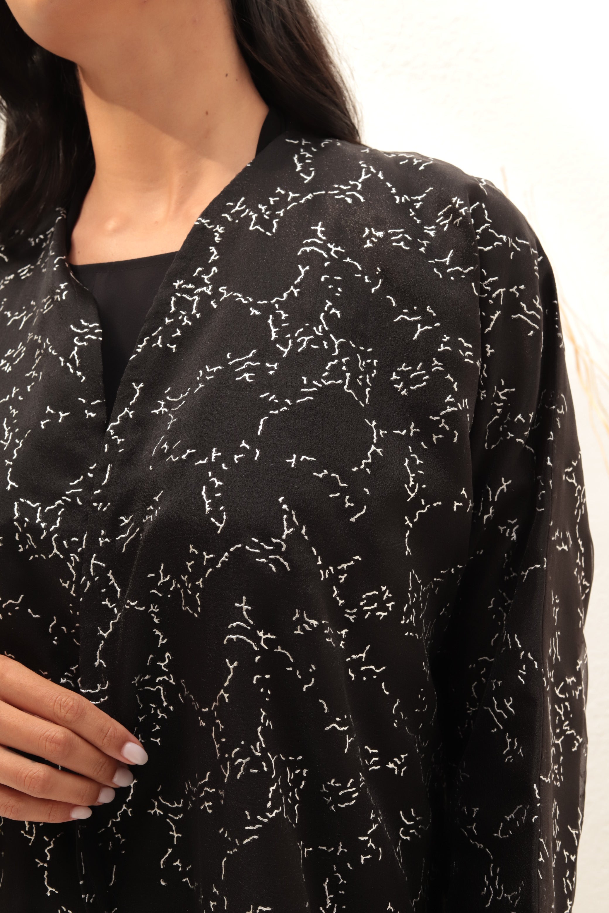 Basic Shiny Touch ( Silver Abaya)