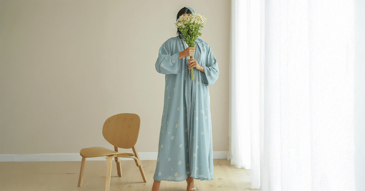 Ready to Wear Abayas vs. Custom Made Abayas