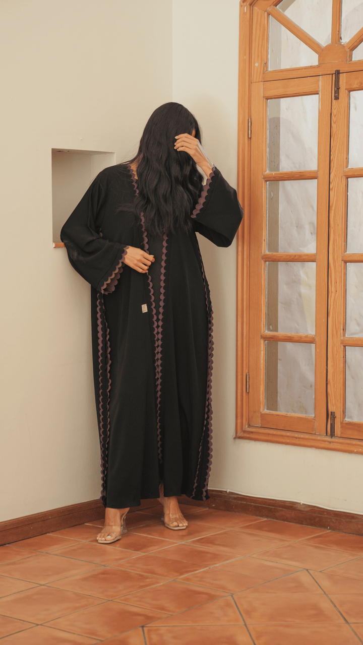 Basic Circles (Black & Purple Abaya)