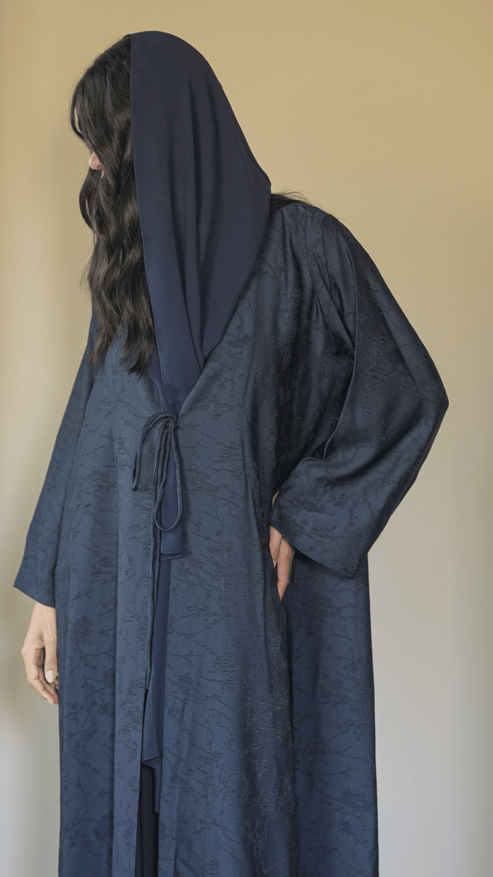 Basic Knot (Blue Abaya)