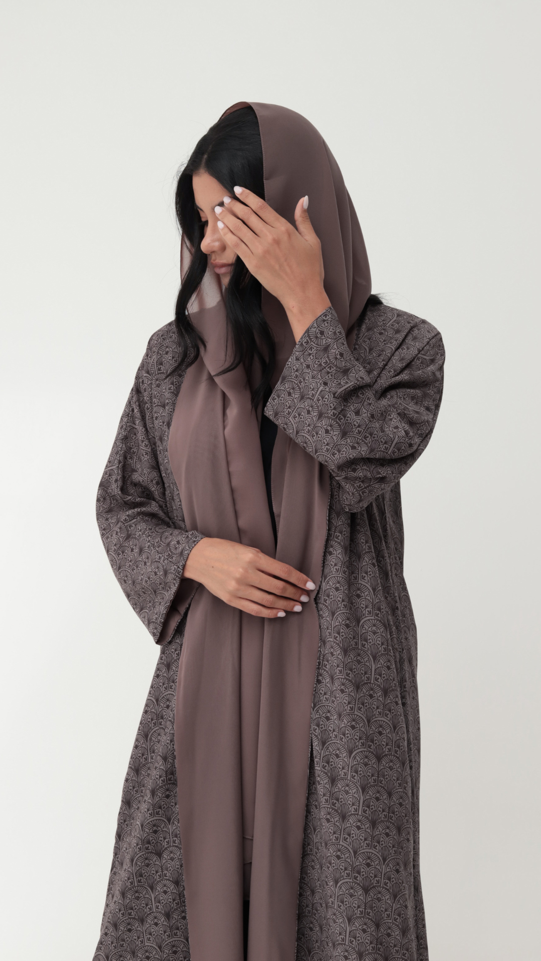 Basic Arabic Prints Reversible - Brown Abaya