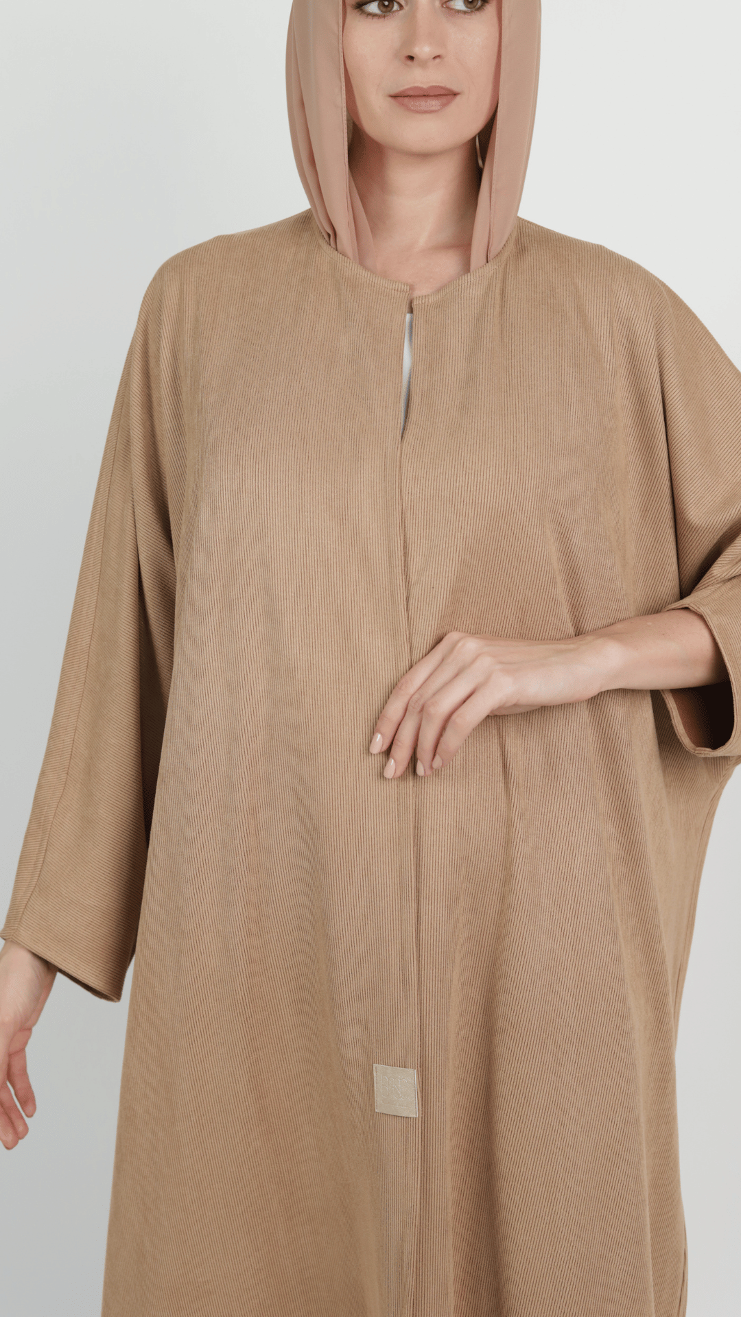 Basic Sweed Stripe (Beige Abaya)