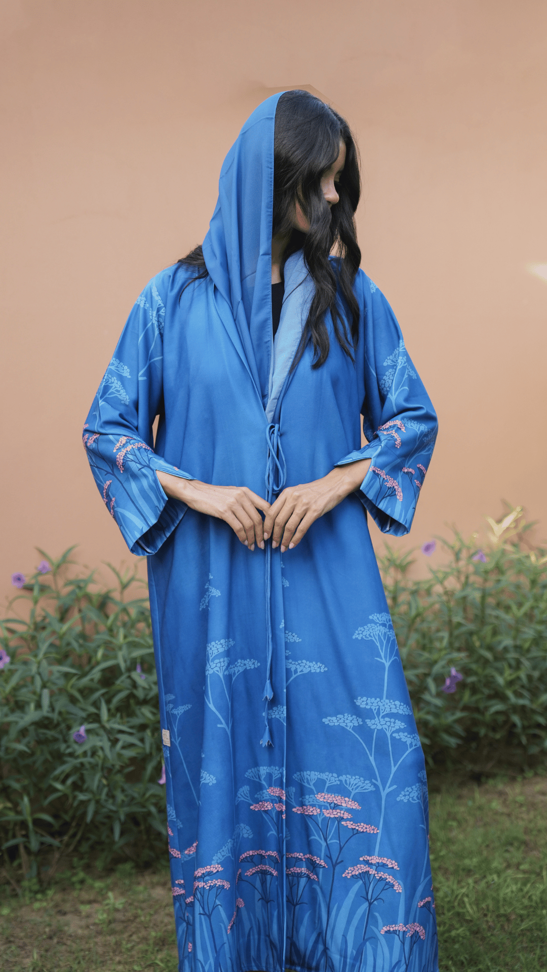 Basic Flowers - Rawan Blue Abaya