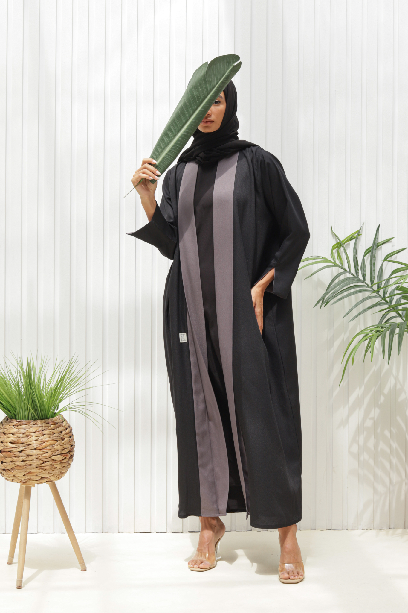 Basic Panel (Black & Grey Abaya) - BasicAbaya