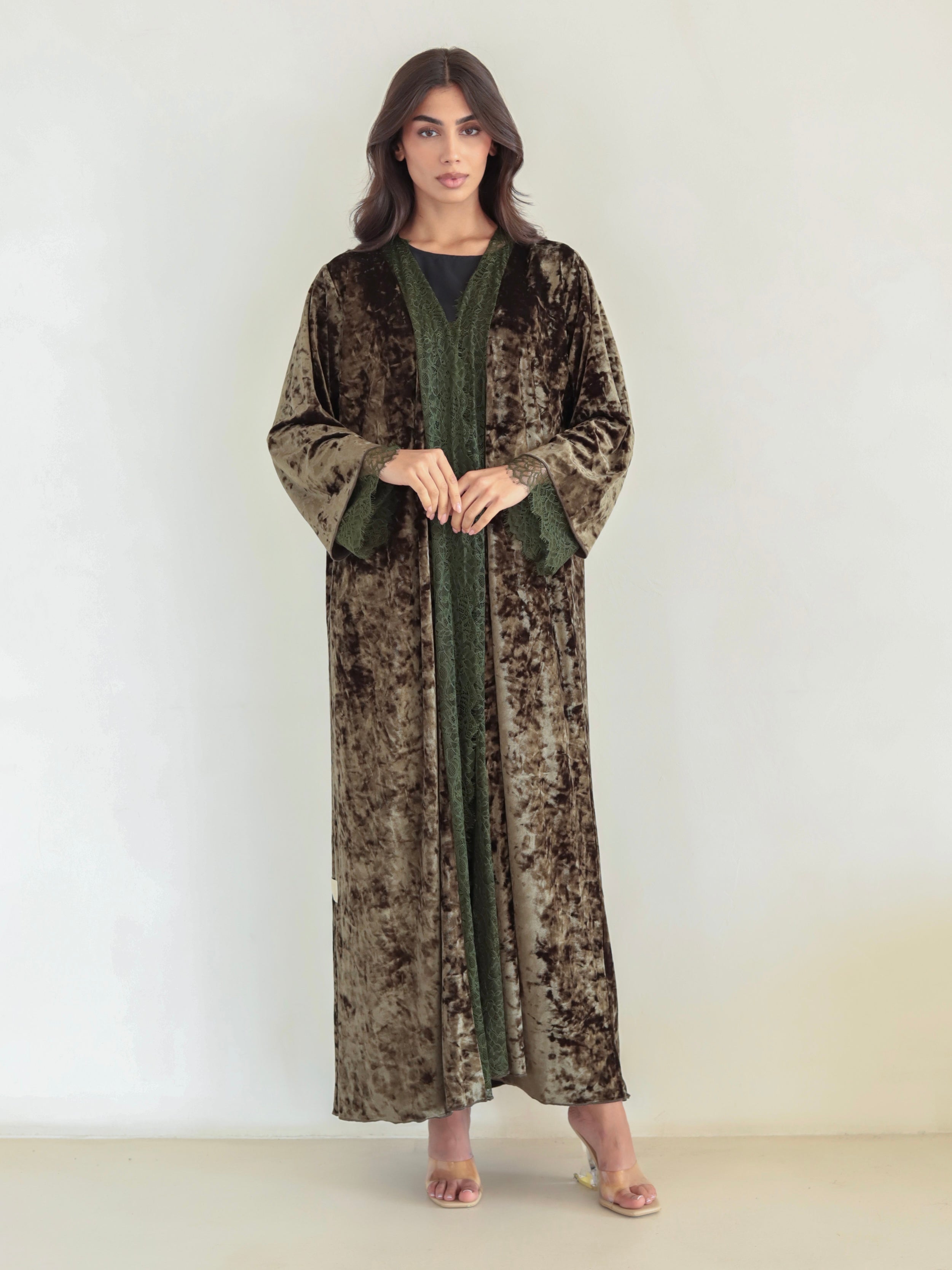 Basic Velvet Lace (Green Abaya)