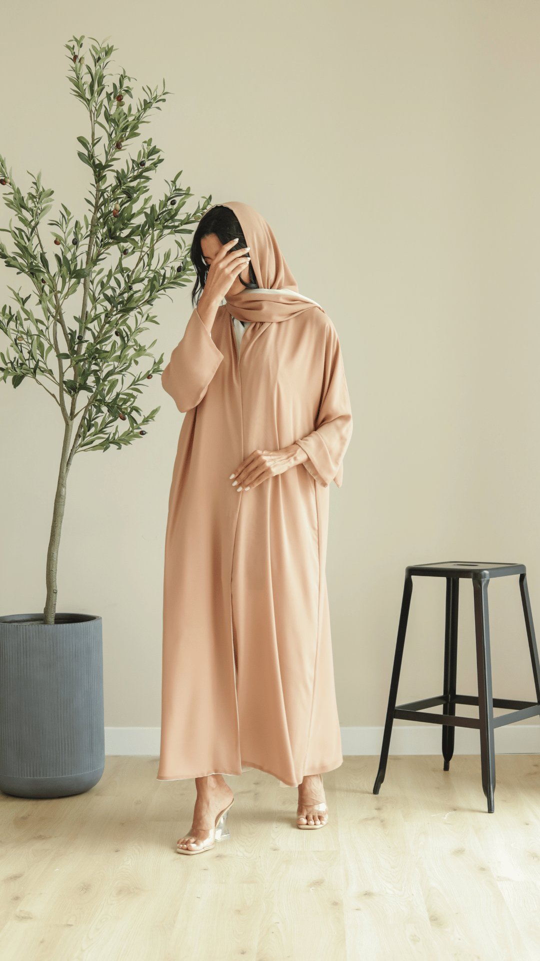 Basic Double Reversible (Nude Abaya) - Ready to Wear