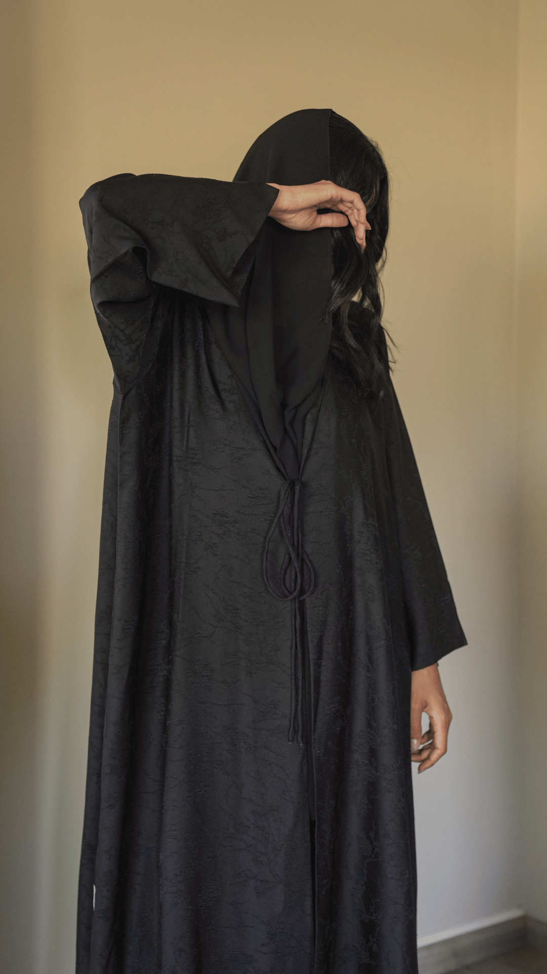 Basic Knot (Black Abaya) - Ready to Wear