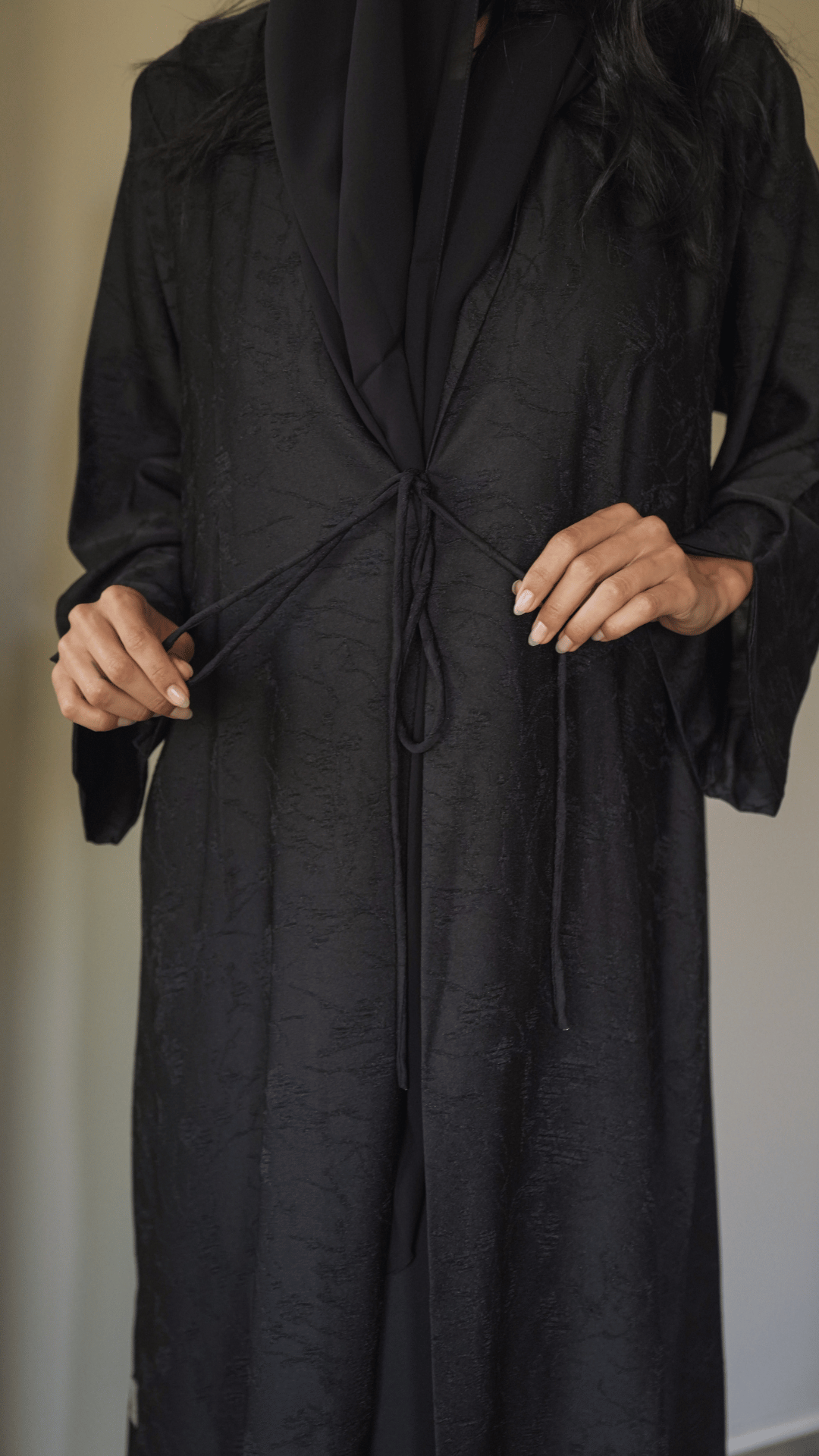 Basic Knot (Black Abaya) - Ready to Wear