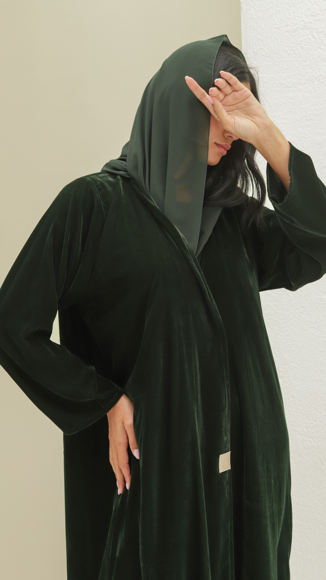 Basic Velvet Winter (Green Abaya)