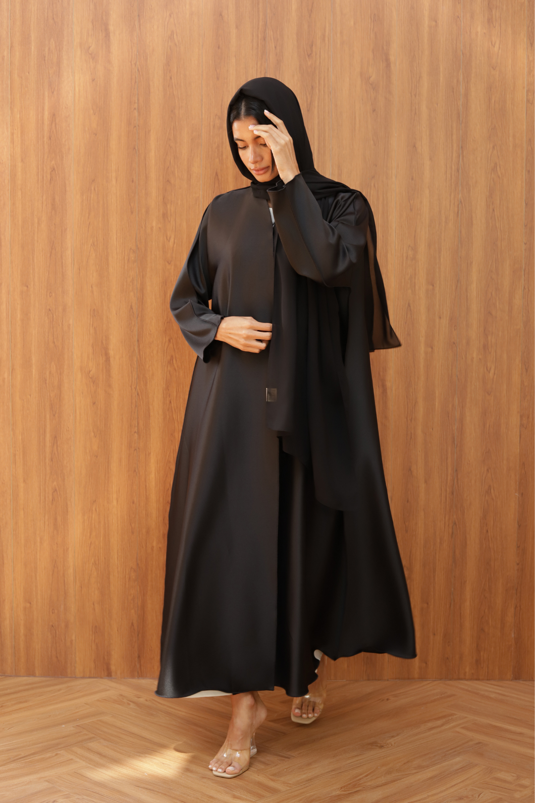 Basic Reversible (Black Abaya) - Ready to Wear