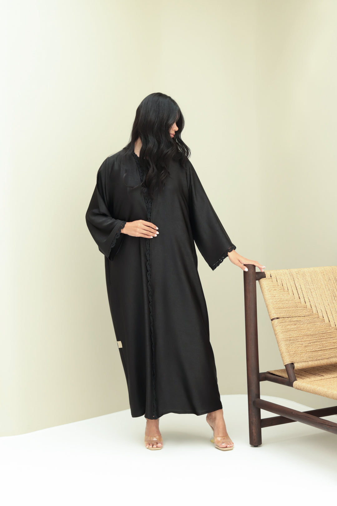 Basic Lace Border - Black Abaya